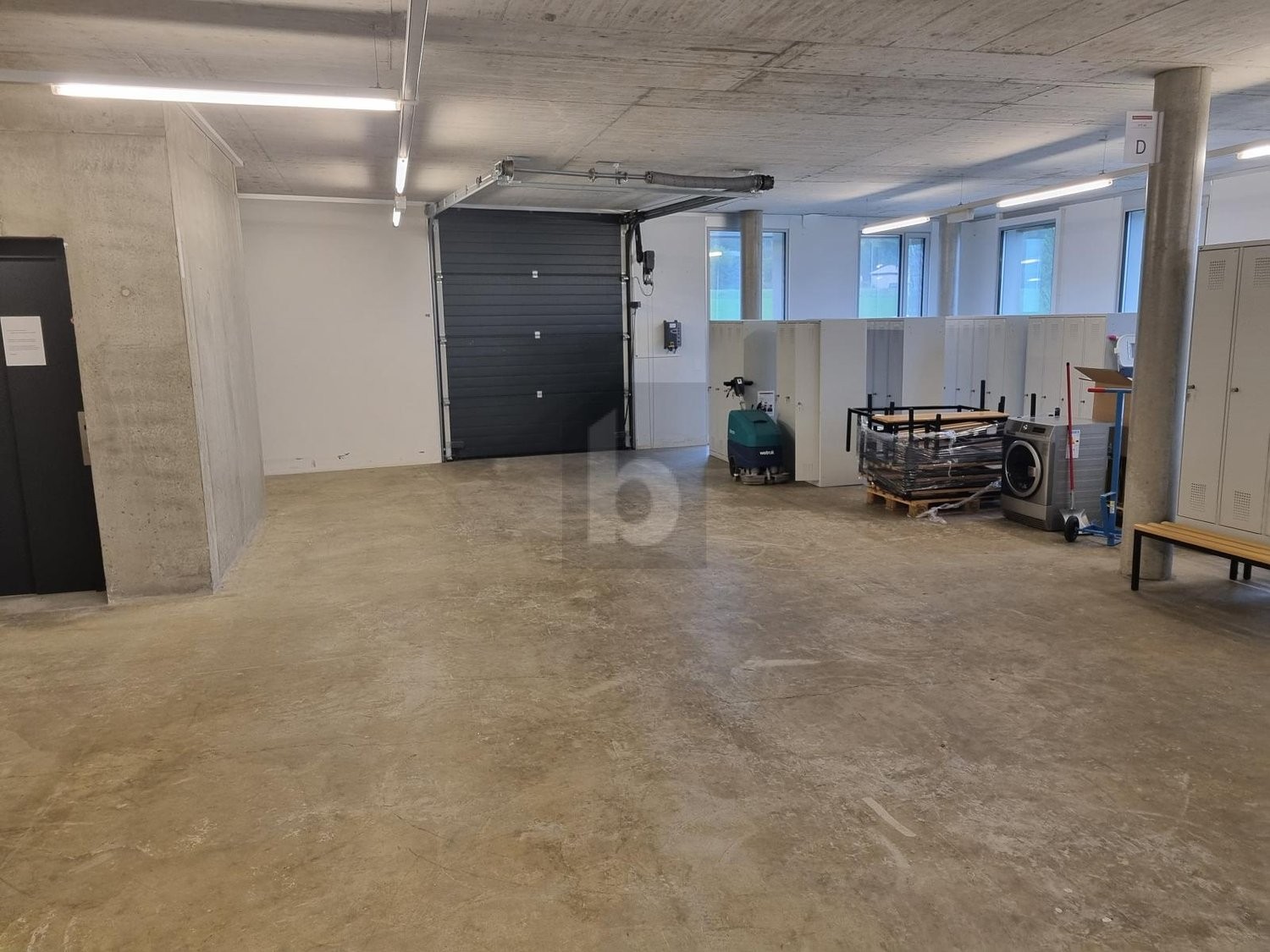 307m² deposito
