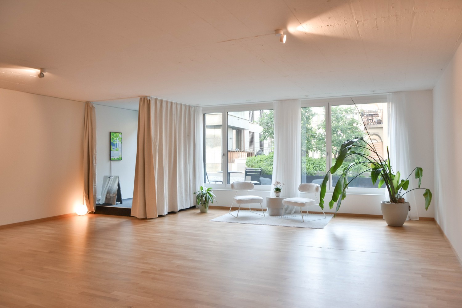 164m² commerciale
