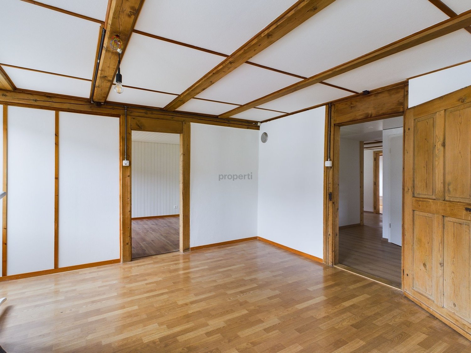 Appartamento di 5 ½ locali, foto 3 di 8