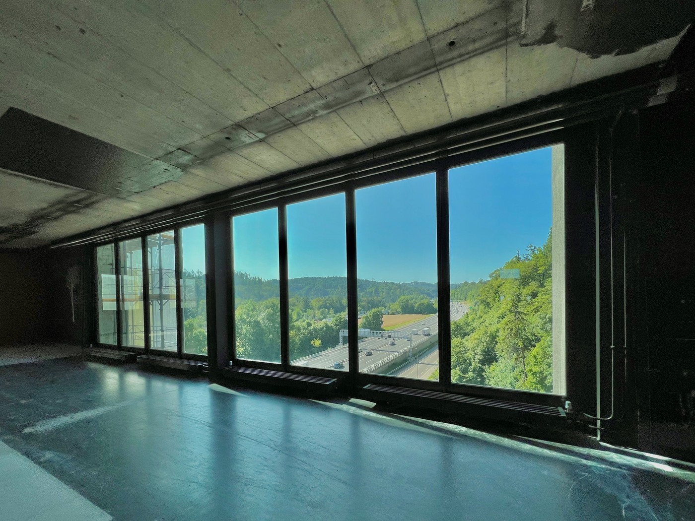 274m² commerciale