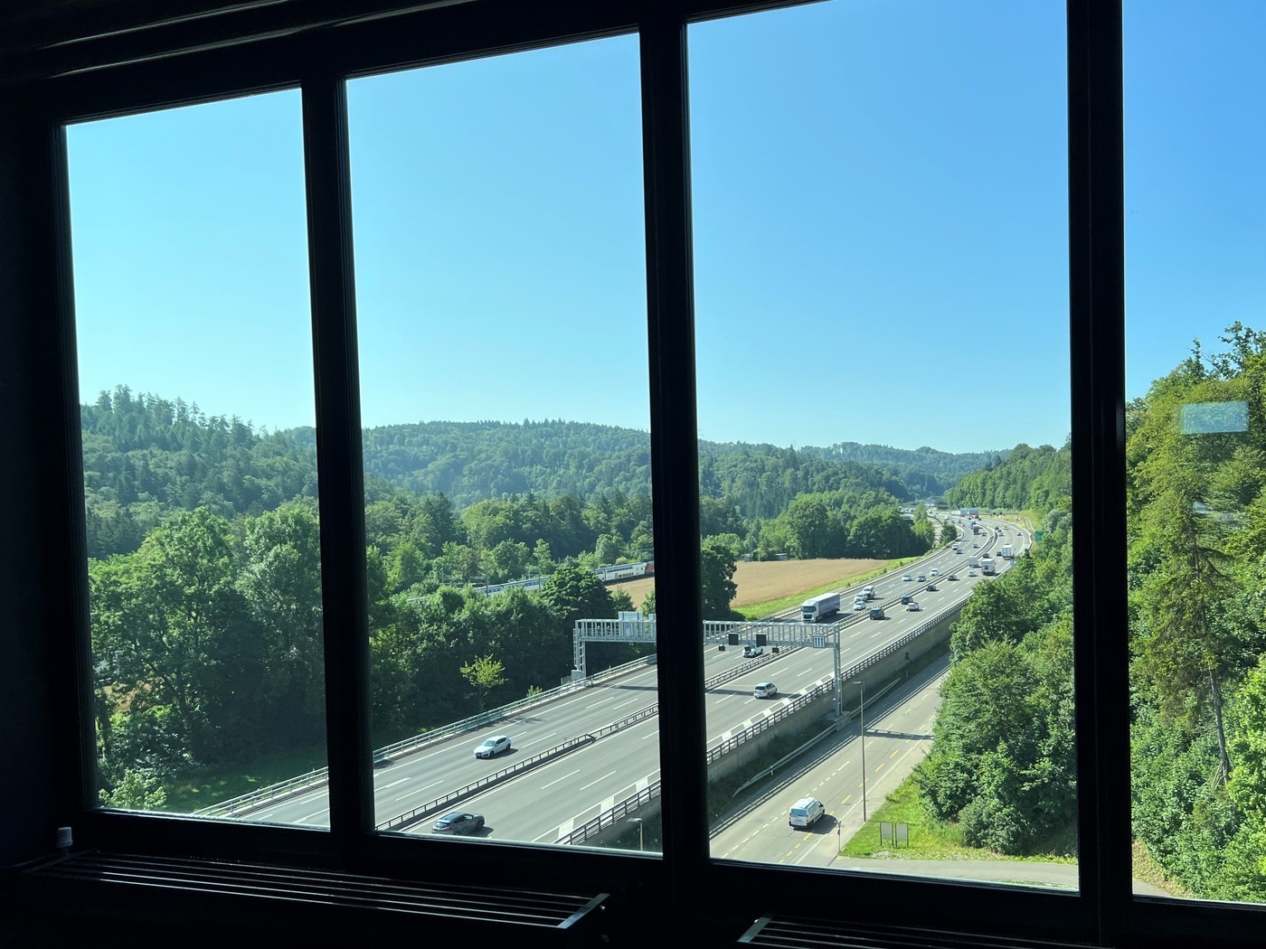274m² commerciale