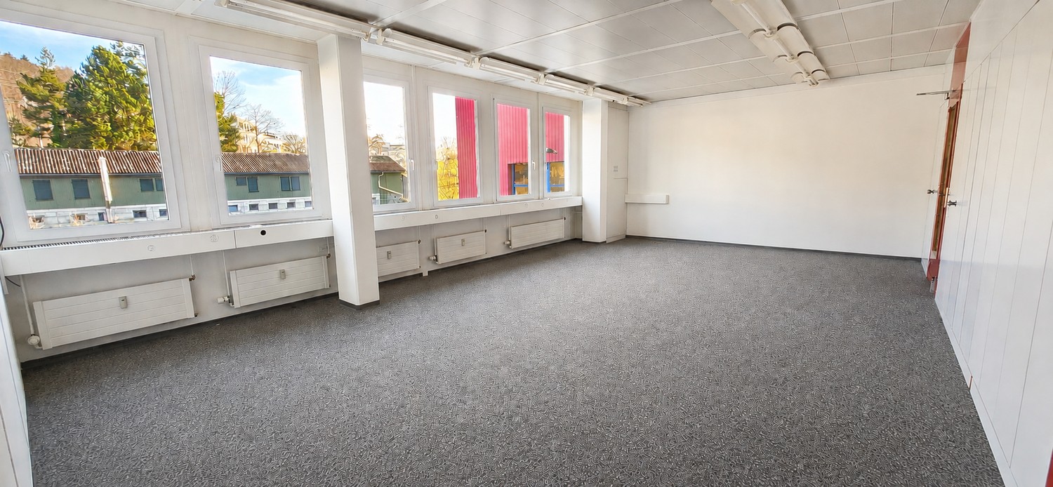 100-205m² commerciale