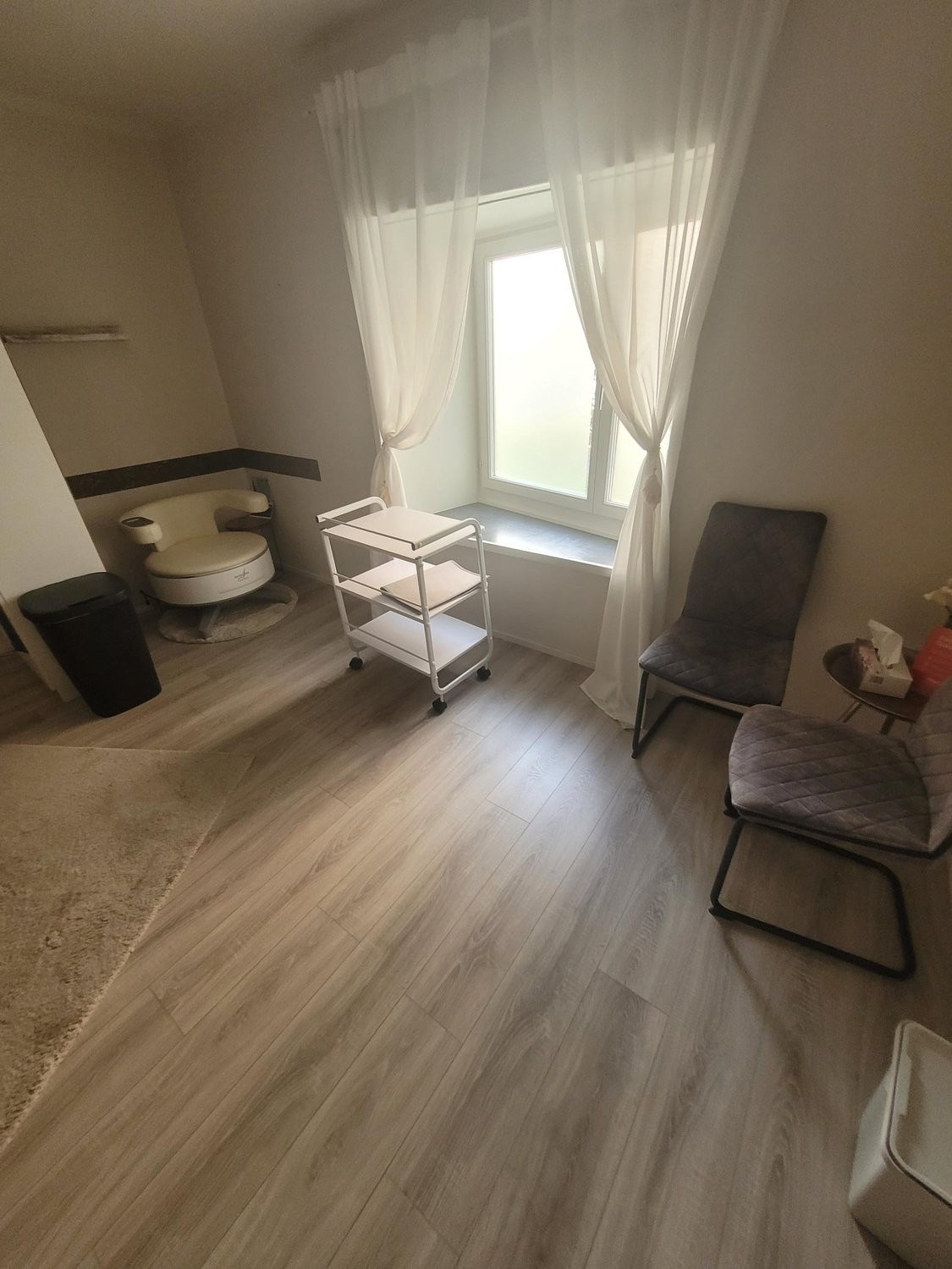 57m² commerciale, foto 3 di 4