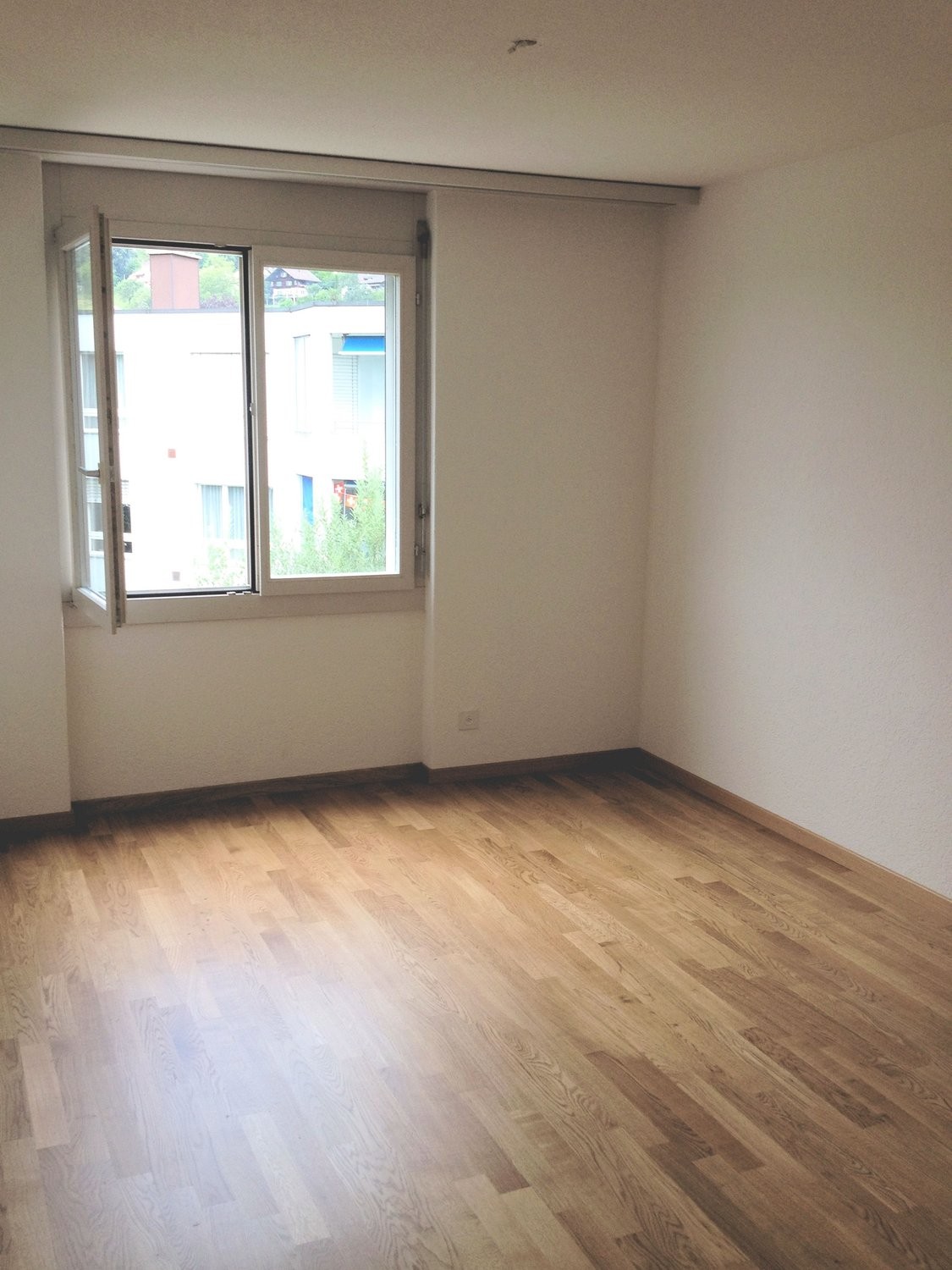 Appartamento di 4 ½ locali, foto 3 di 6