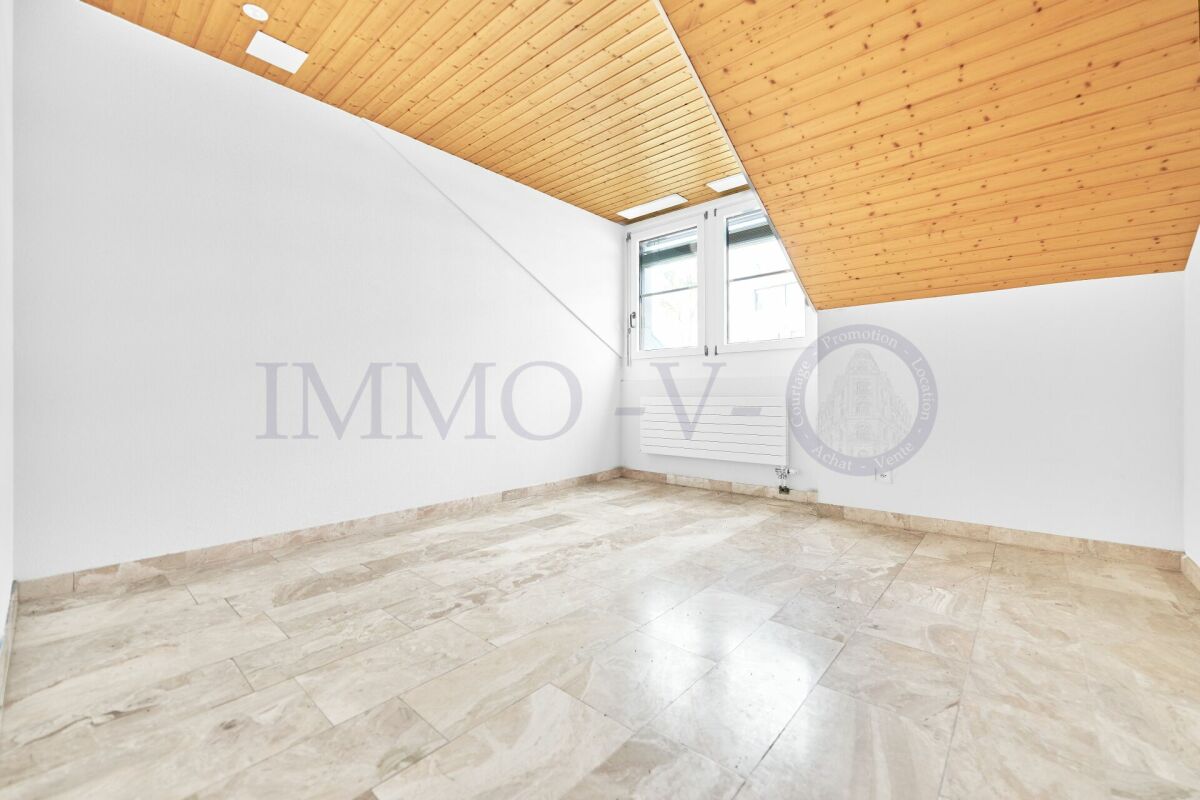 Appartamento mansardato di 3 ½ locali, foto 9 di 10