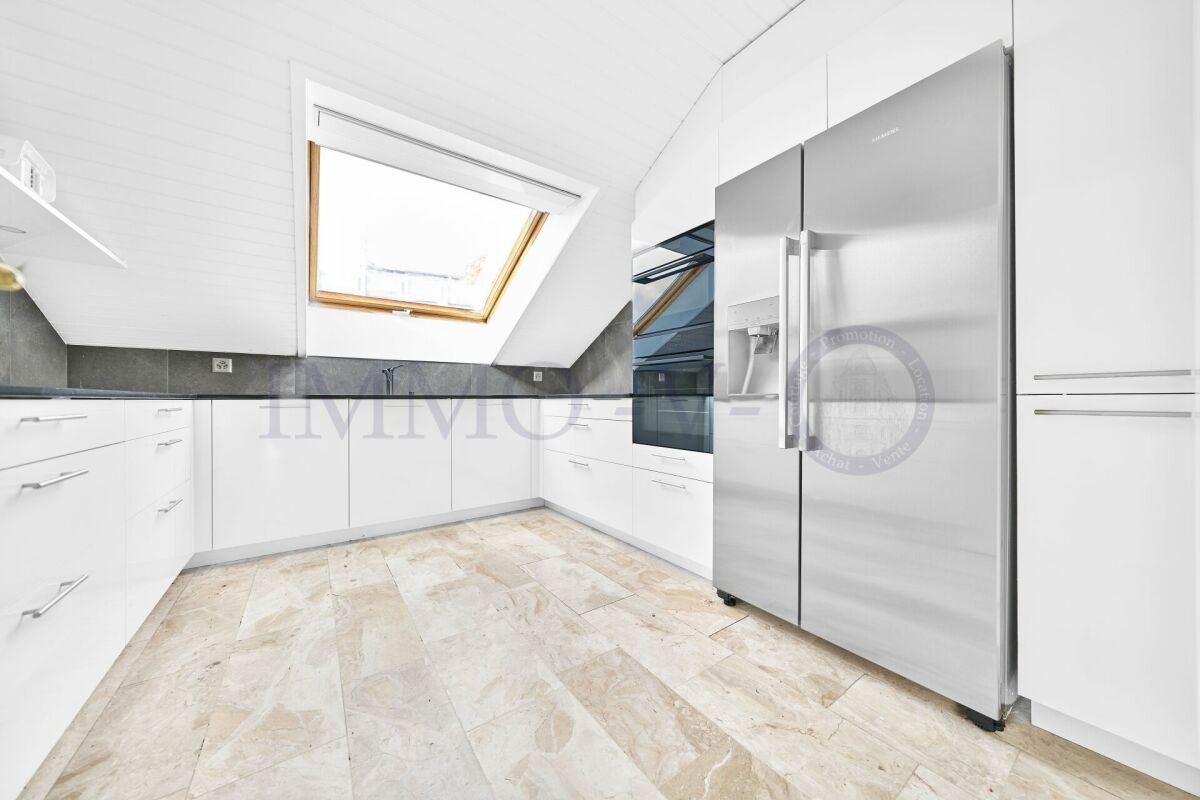 Appartamento mansardato di 3 ½ locali, foto 4 di 10