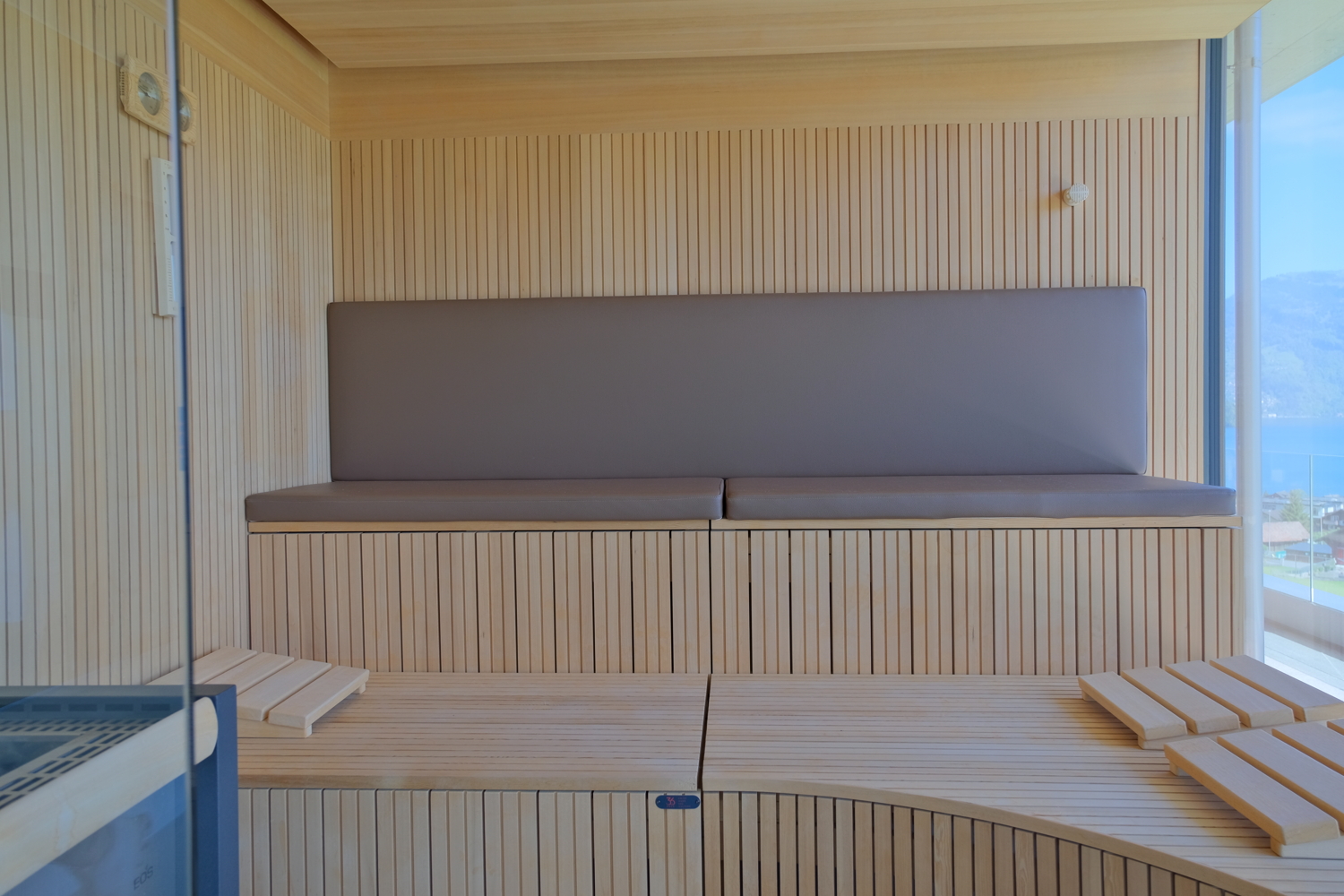 179m² commercial