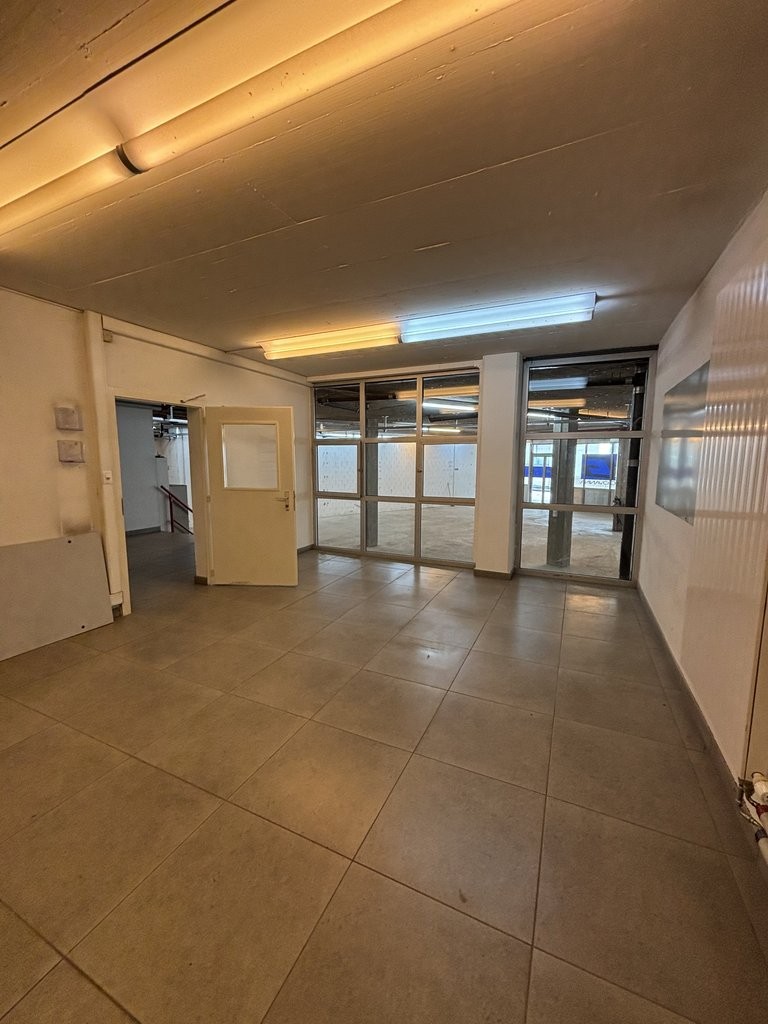 620m² commerciale