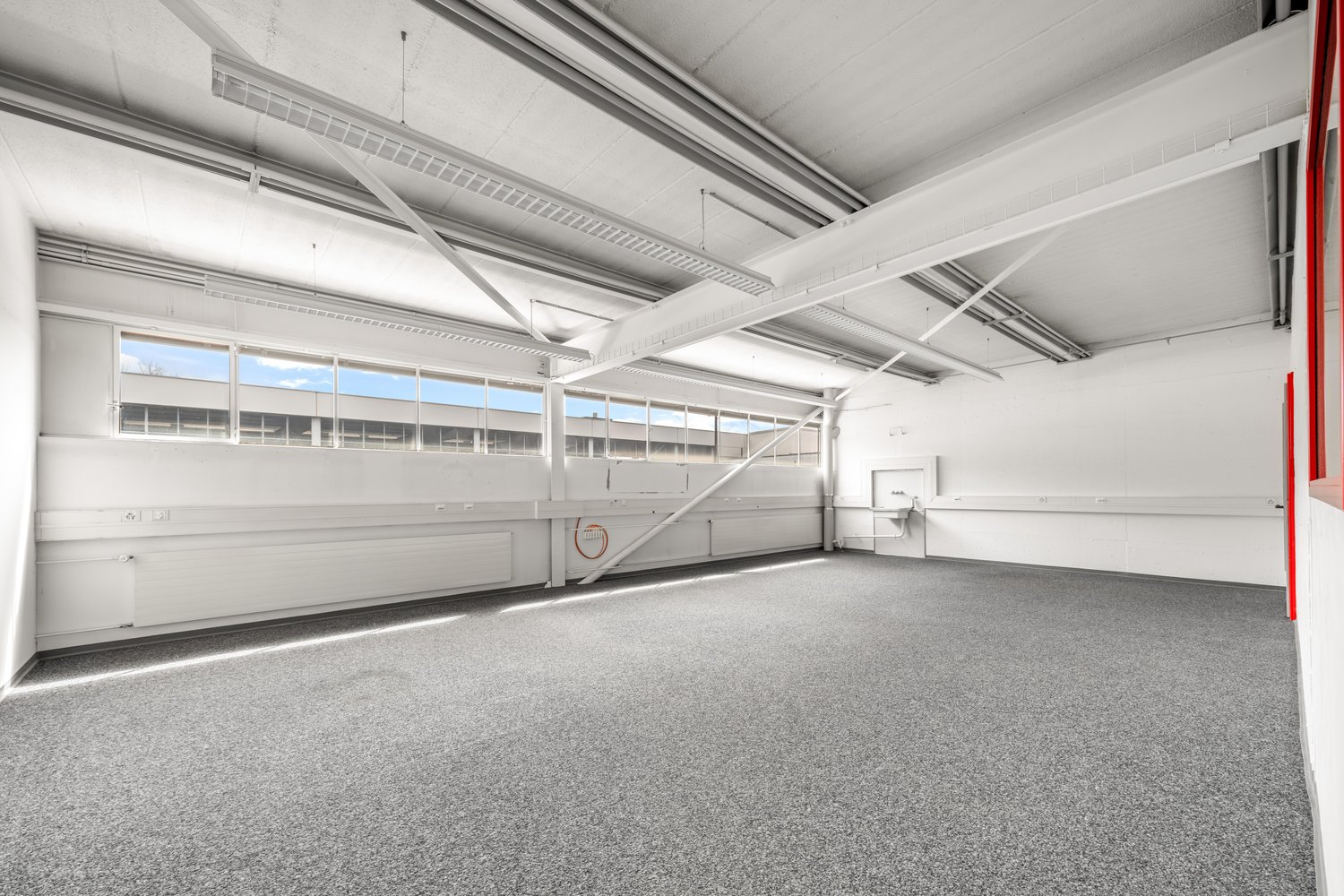 572m² commerciale