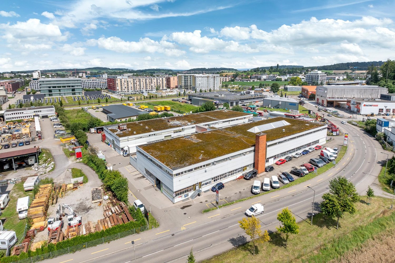 572m² commerciale