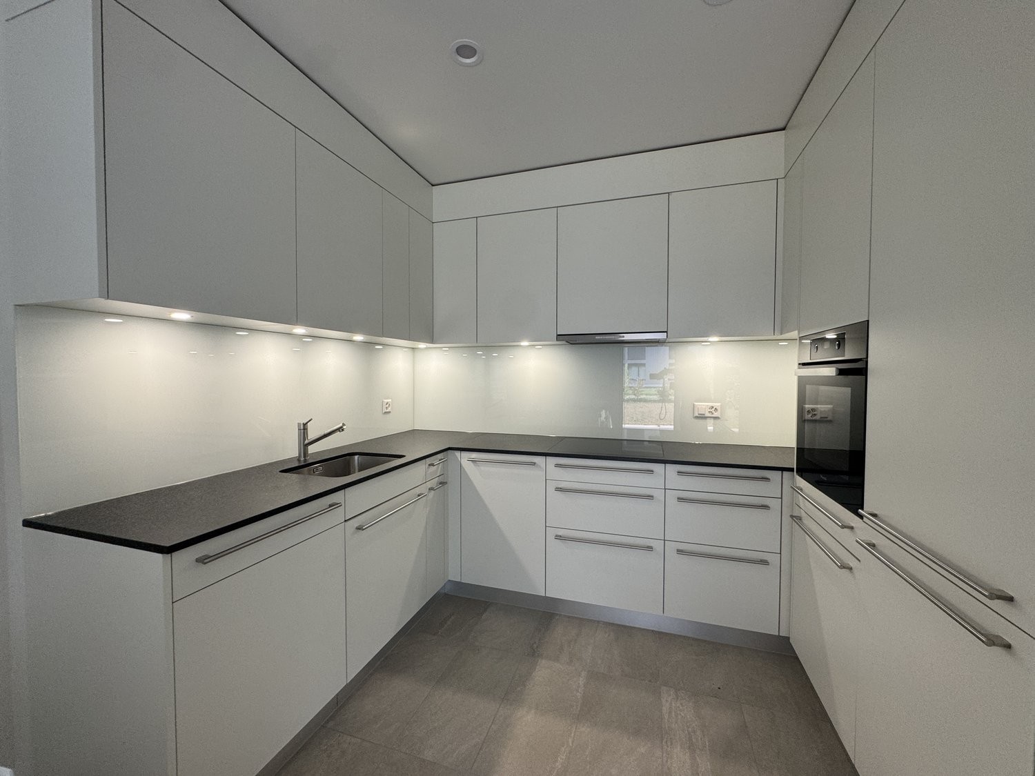 Appartamento di 2 ½ locali, foto 1 di 10
