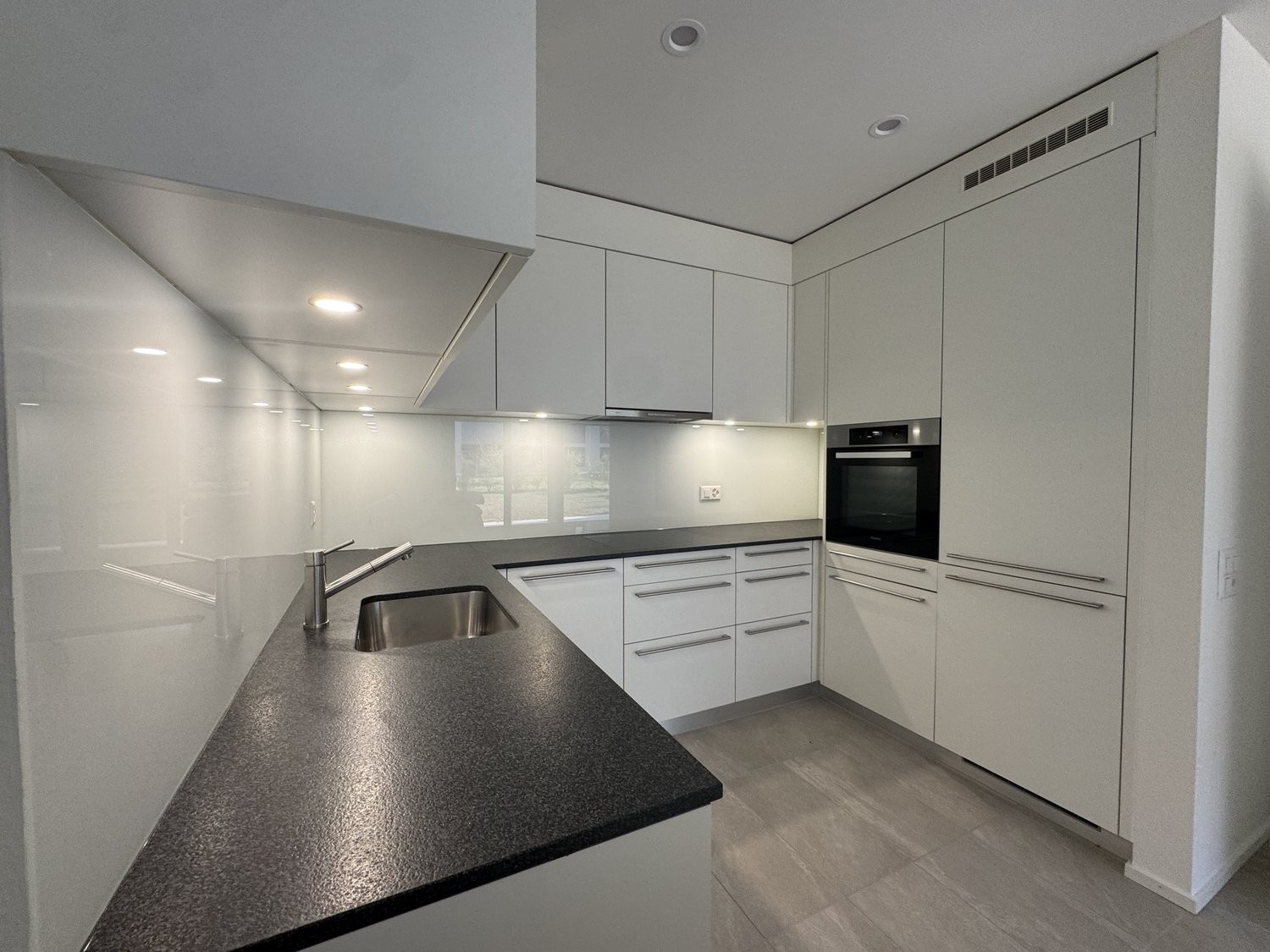 Appartamento di 2 ½ locali, foto 2 di 10