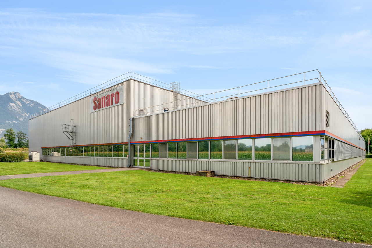 8400m² oggetto industriale