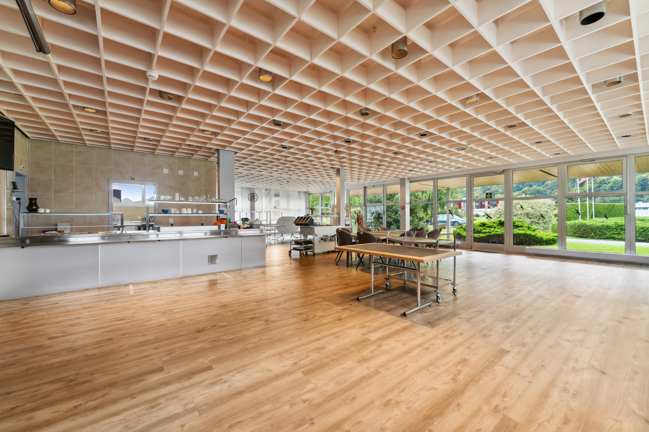 8400m² oggetto industriale