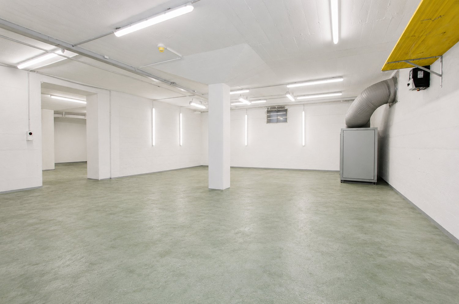 Officina di 160m²