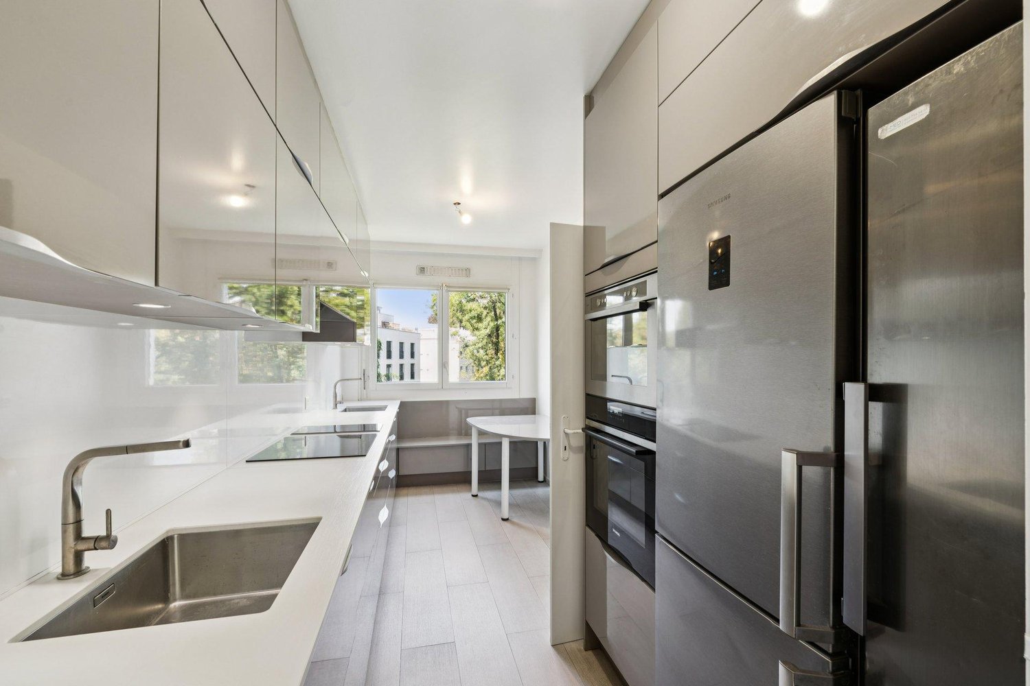 4 rooms apartment