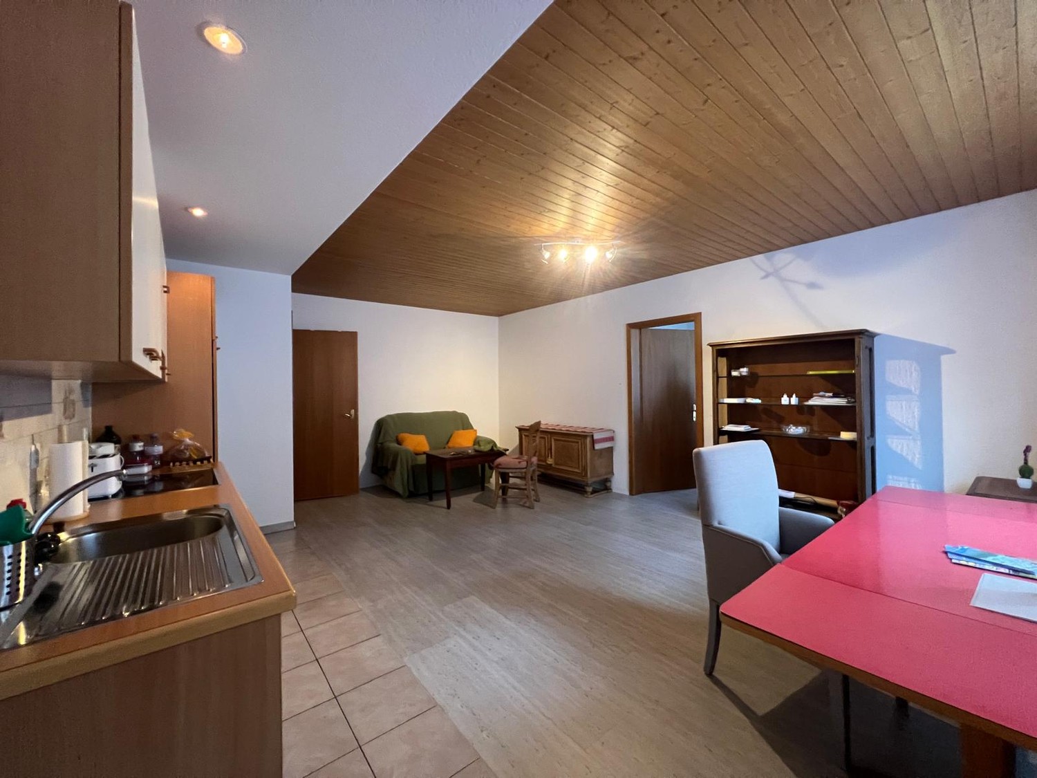 Appartamento di 2 ½ locali, foto 3 di 4