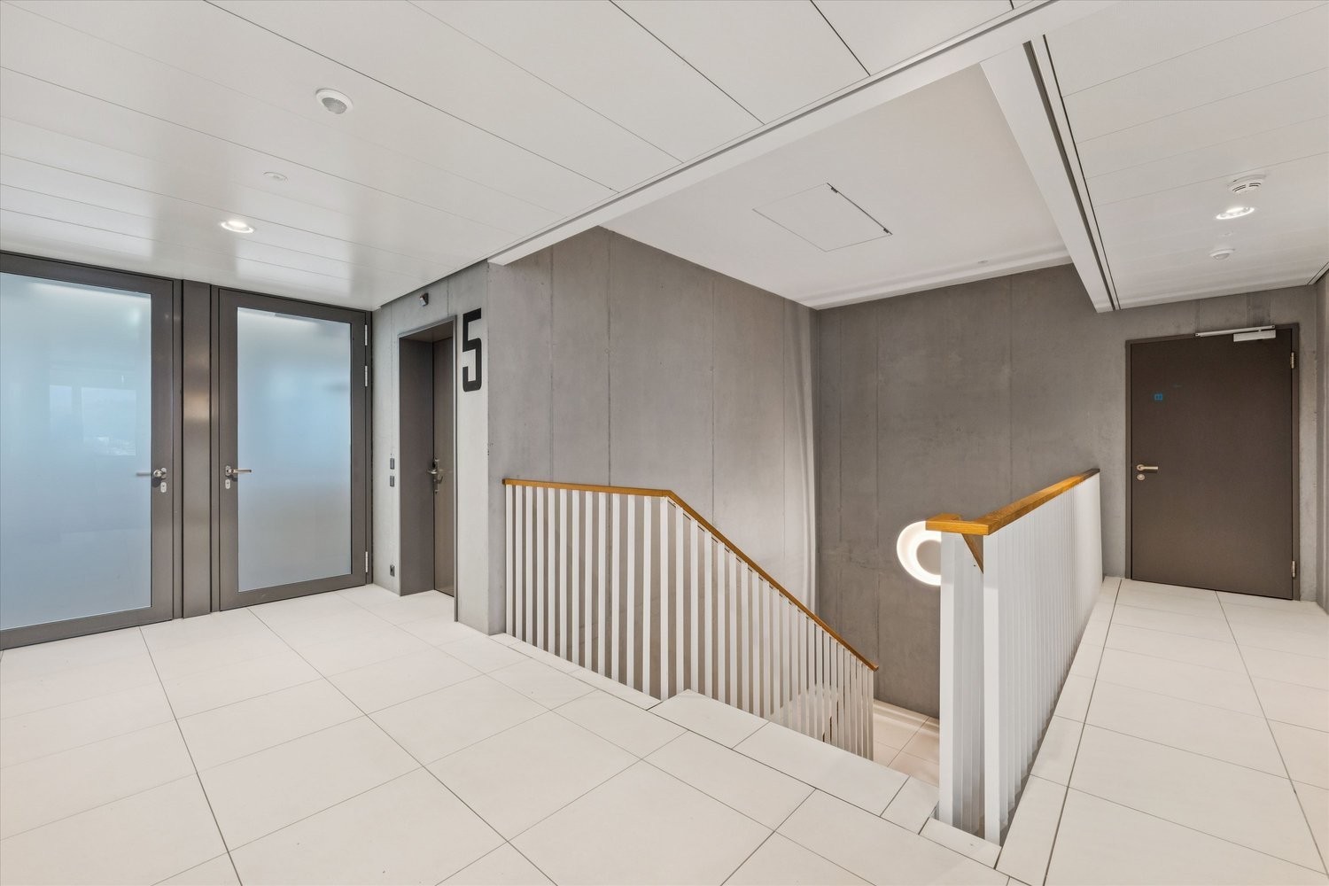 613m² ufficio