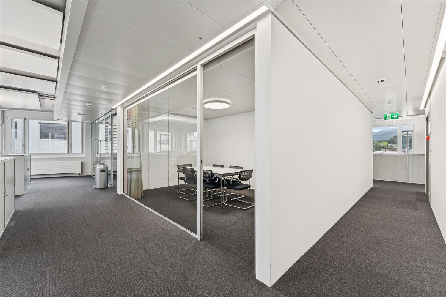 613m² ufficio