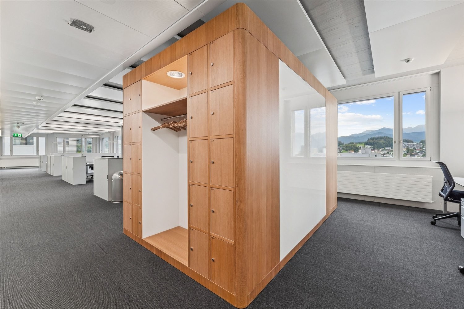 613m² ufficio