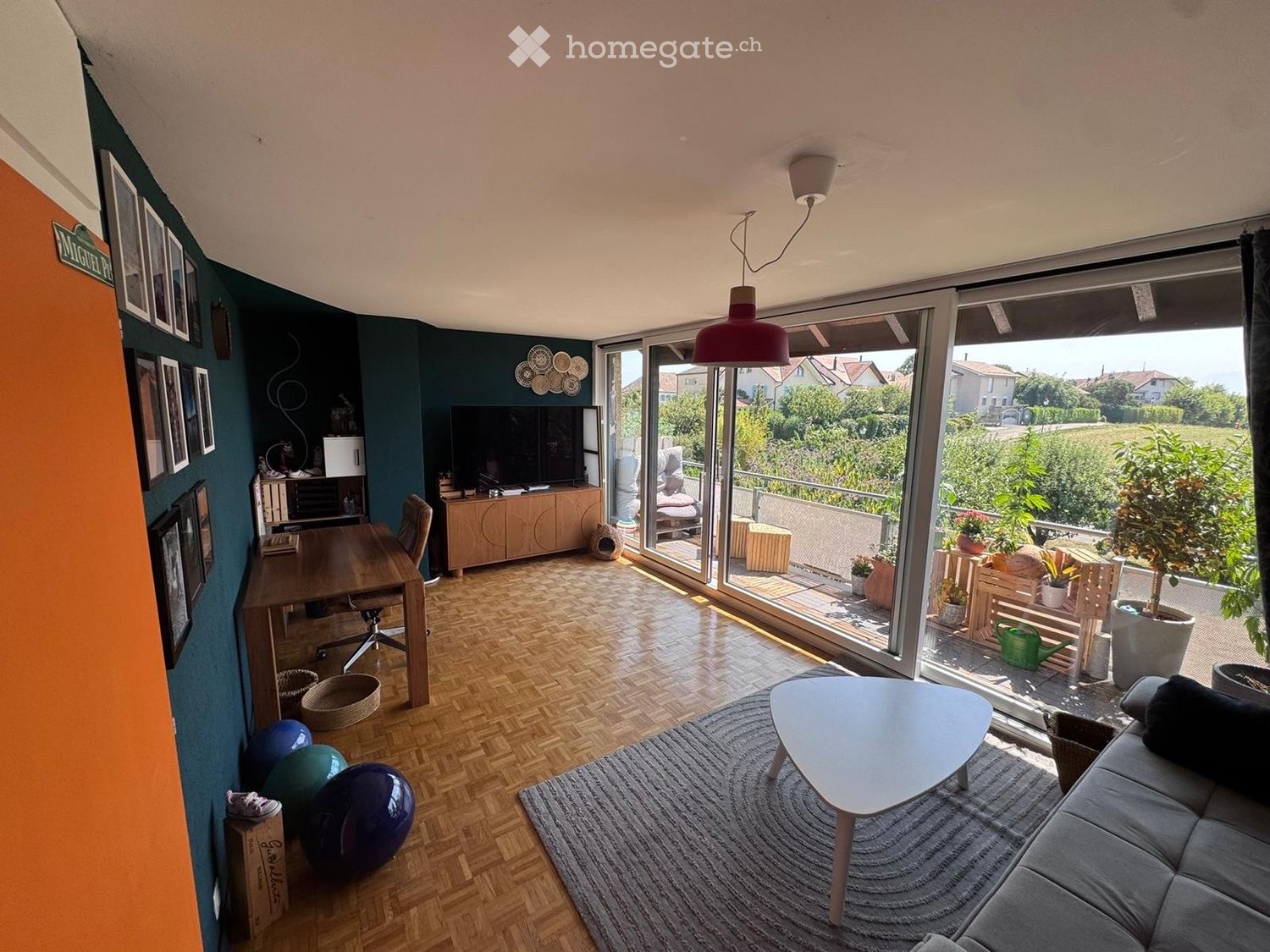 1 room single room