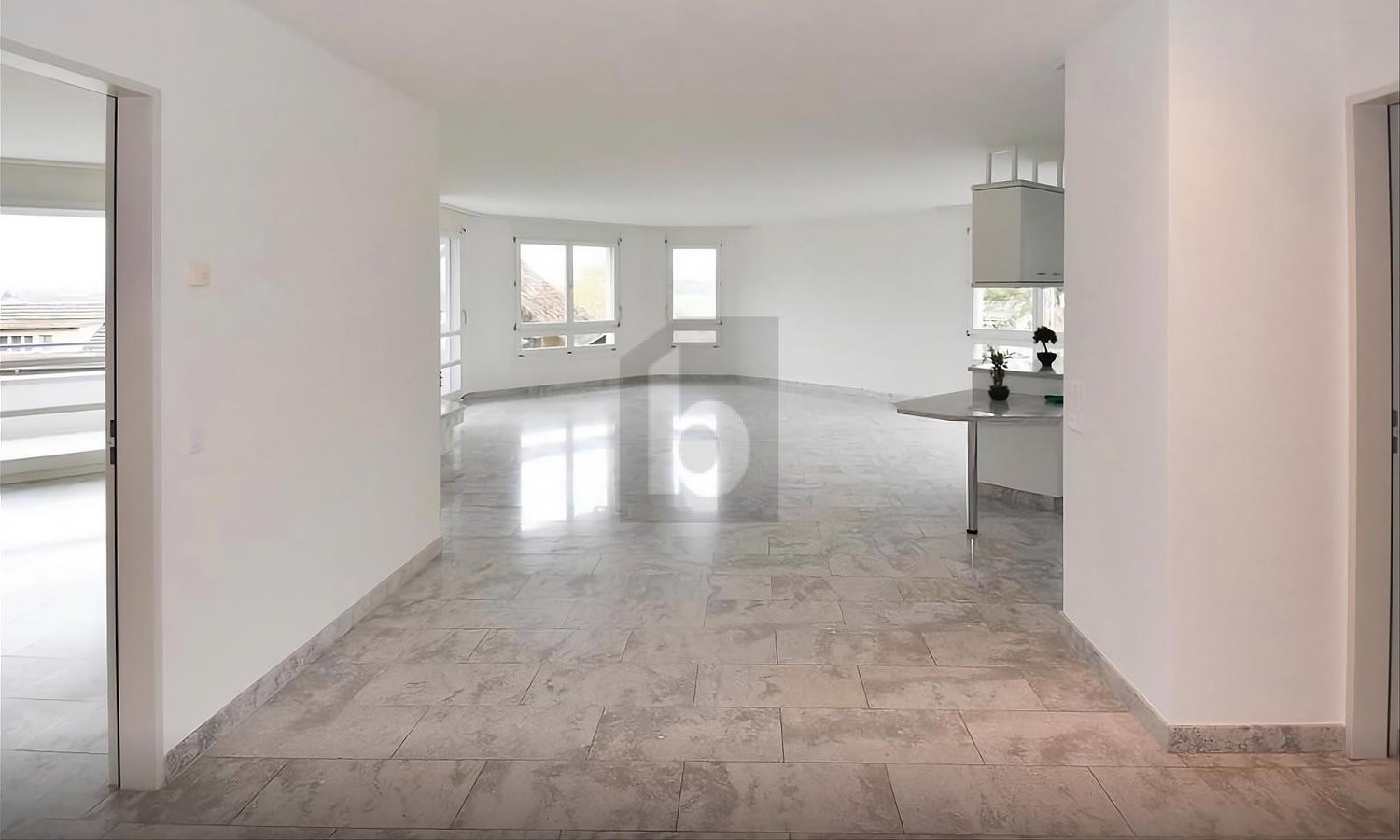 Appartamento di 4 ½ locali, foto 1 di 4