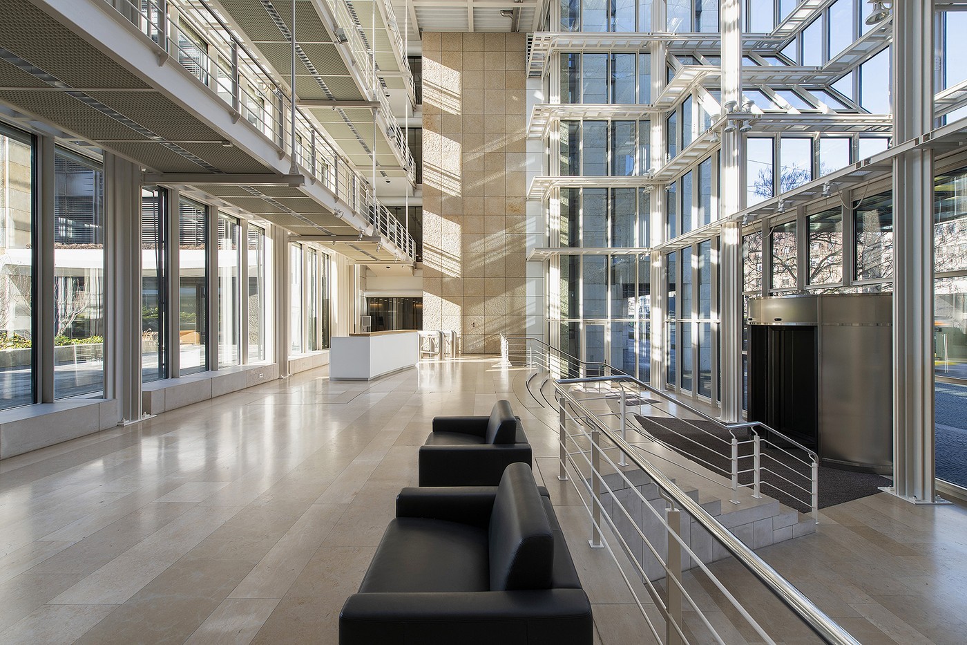 123m² ufficio