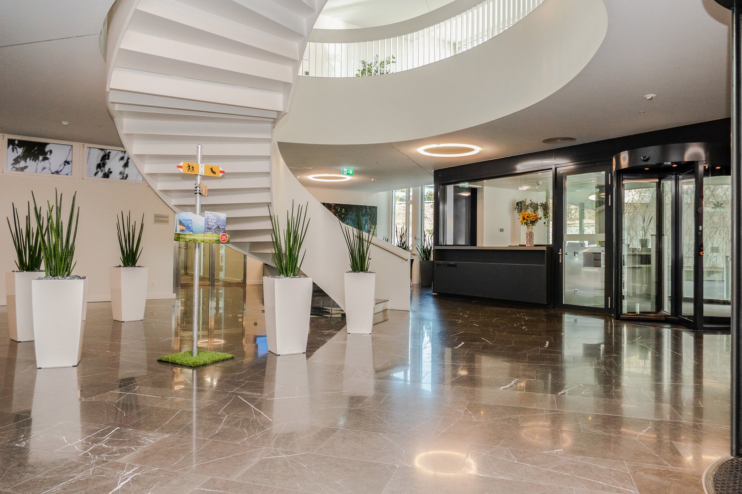 ufficio di 1424m²