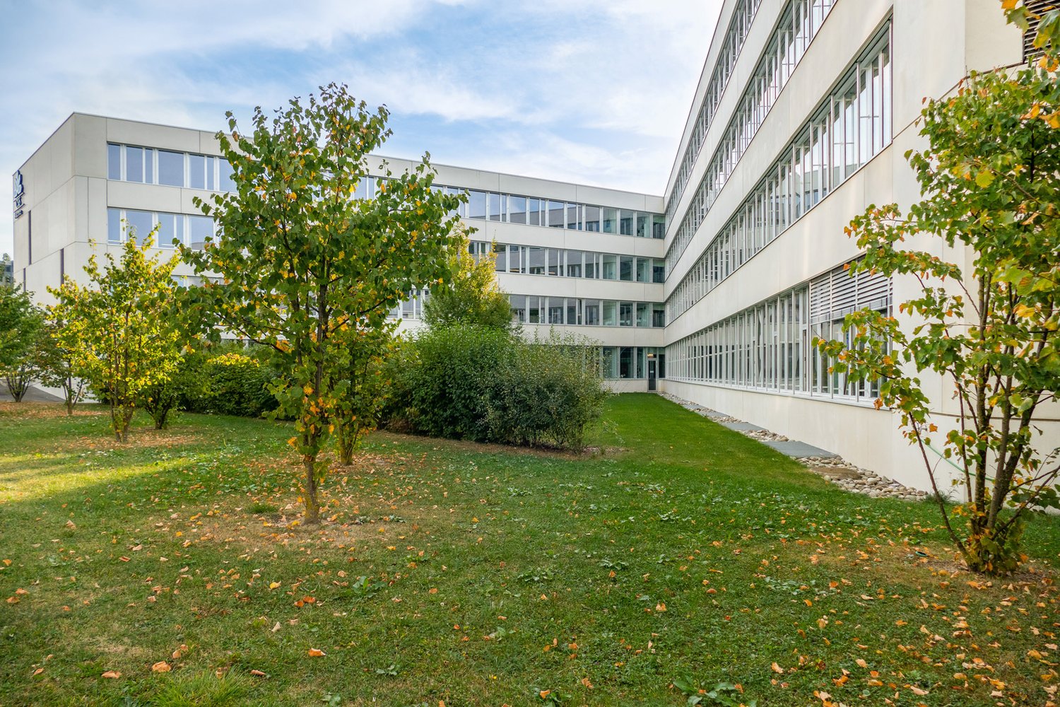ufficio di 1424m²