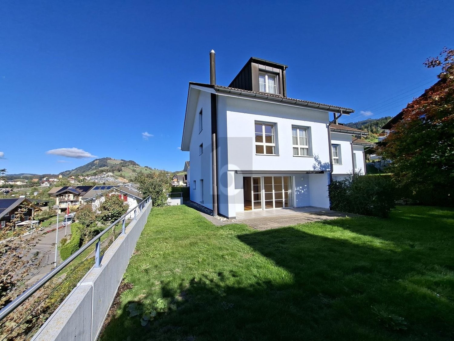 Casa duplex di 6 ½ locali, foto 1 di 4
