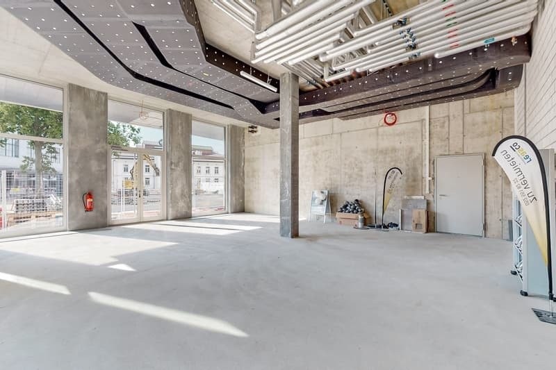 84m² commerciale