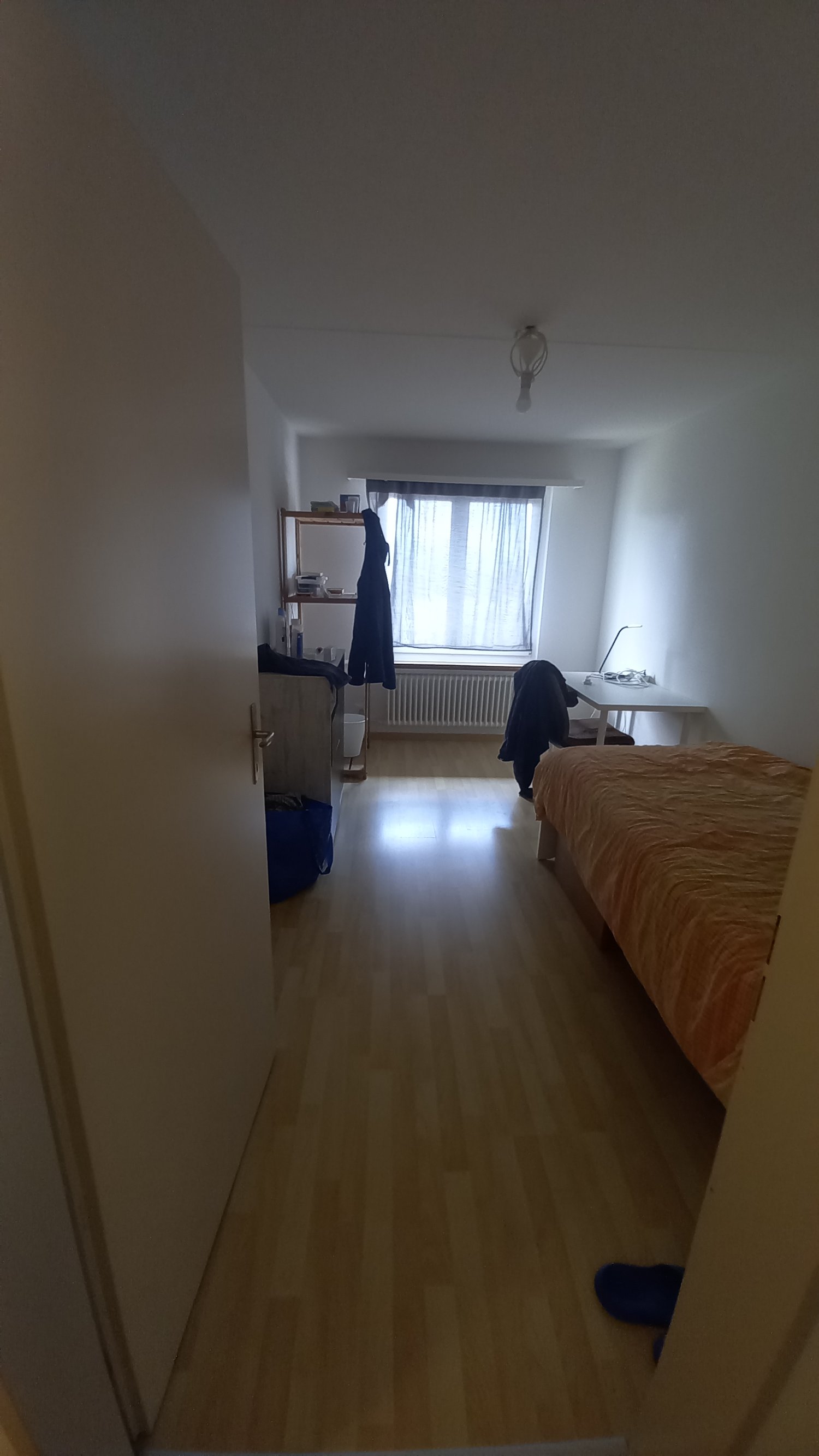 Stanza in un appartamento condiviso, foto 2 di 3