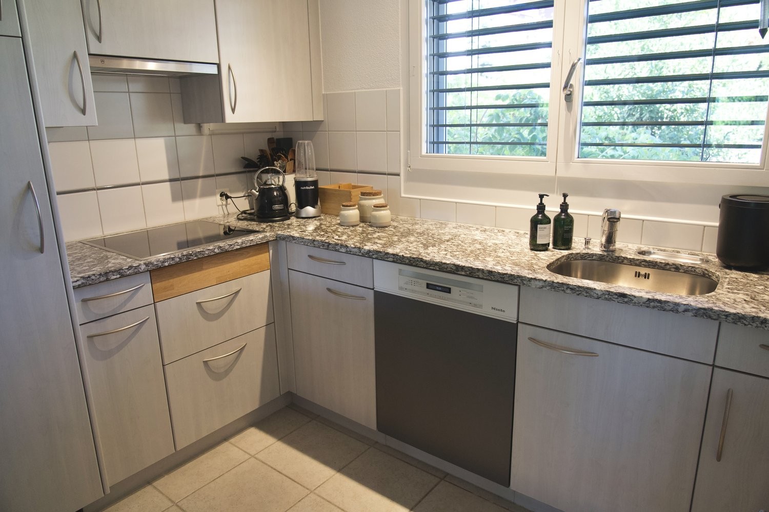 Appartamento arredato di 4 ½ locali, foto 3 di 10