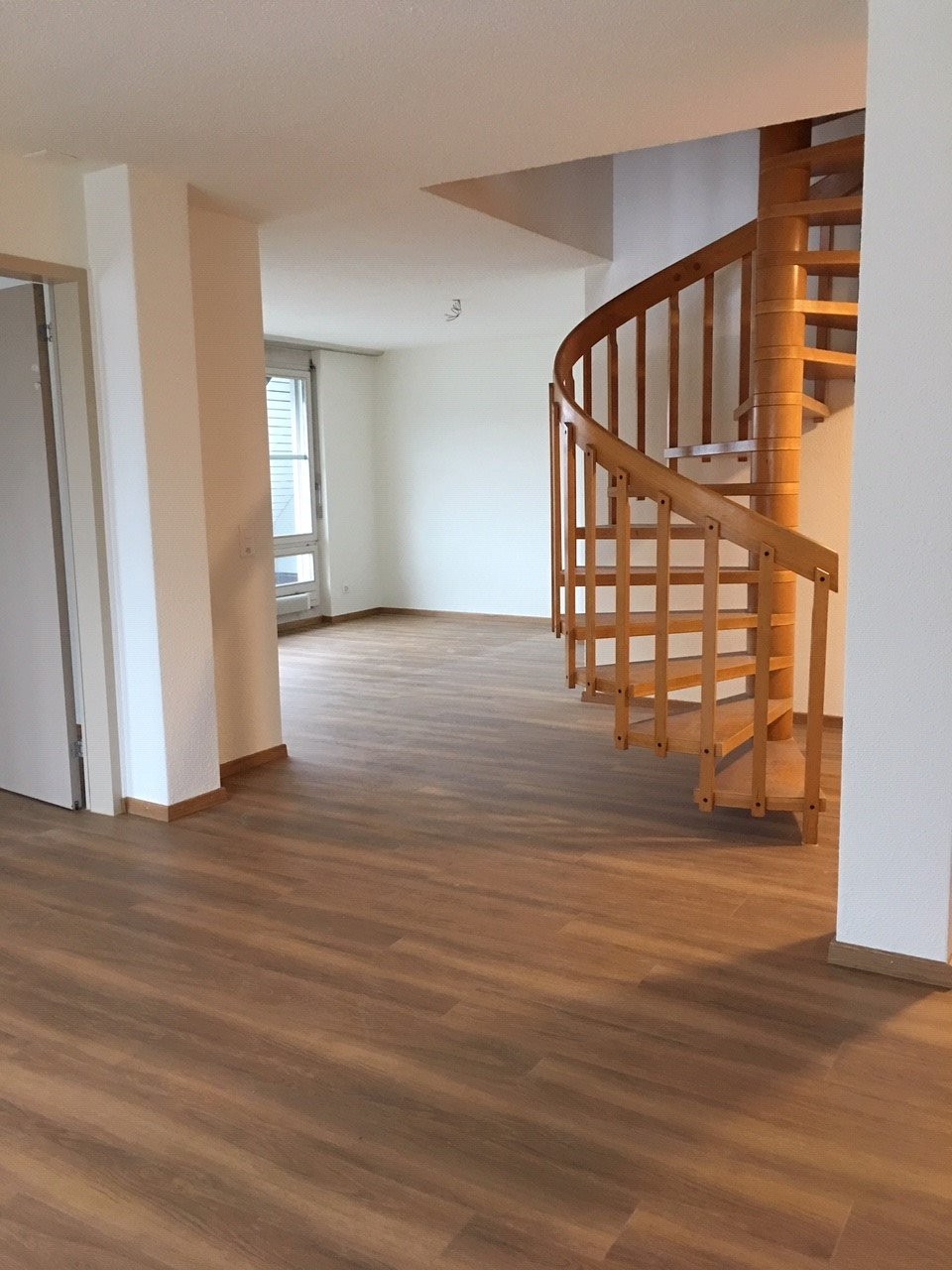 appartamento di 5 locali, foto 2 di 6