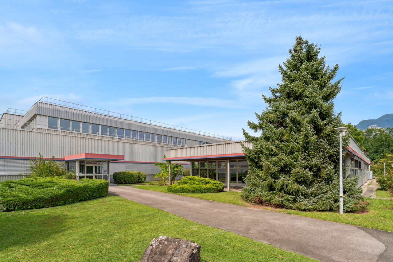 345m² atelier