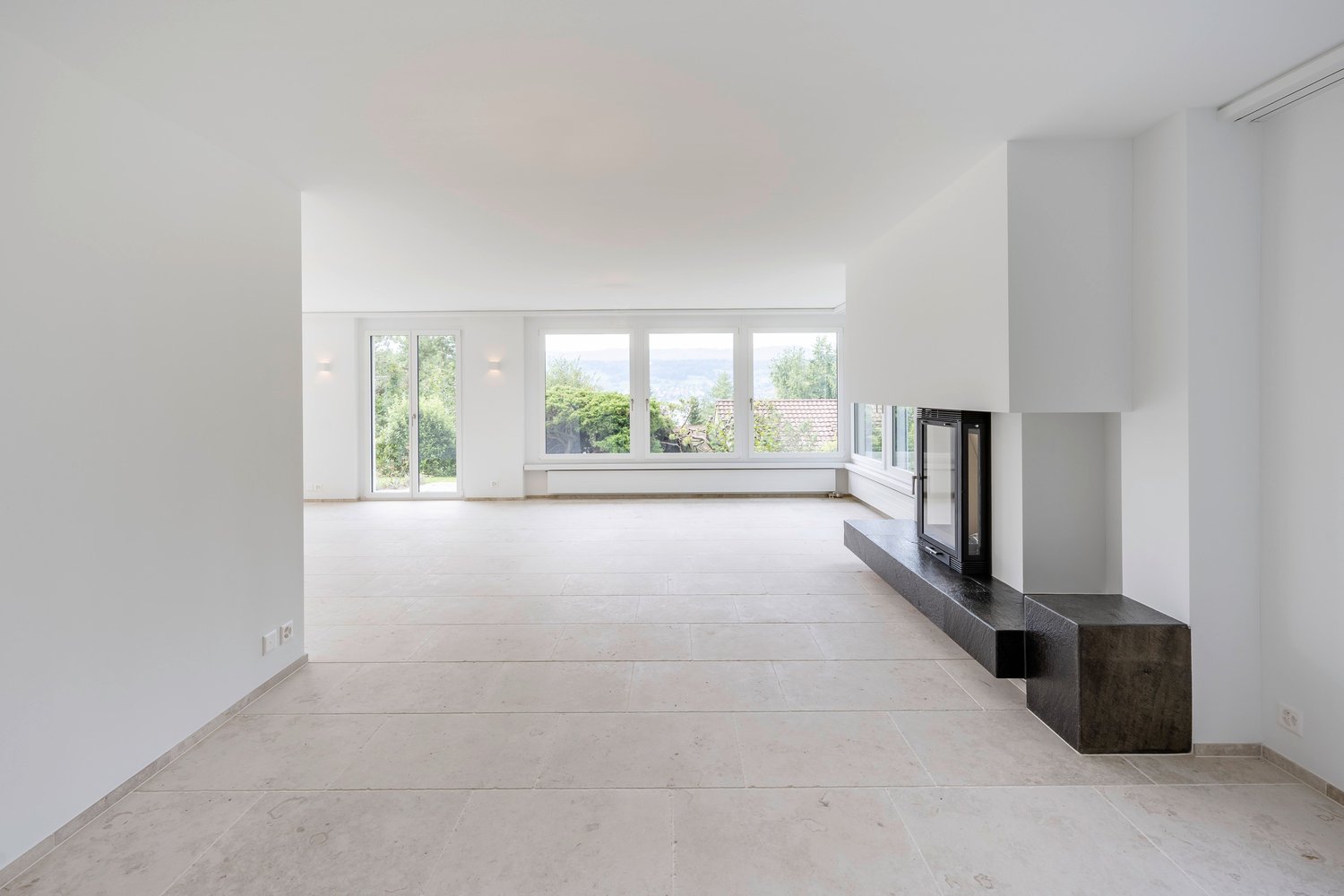 Casa unifamiliare di 5 ½ locali, foto 2 di 7