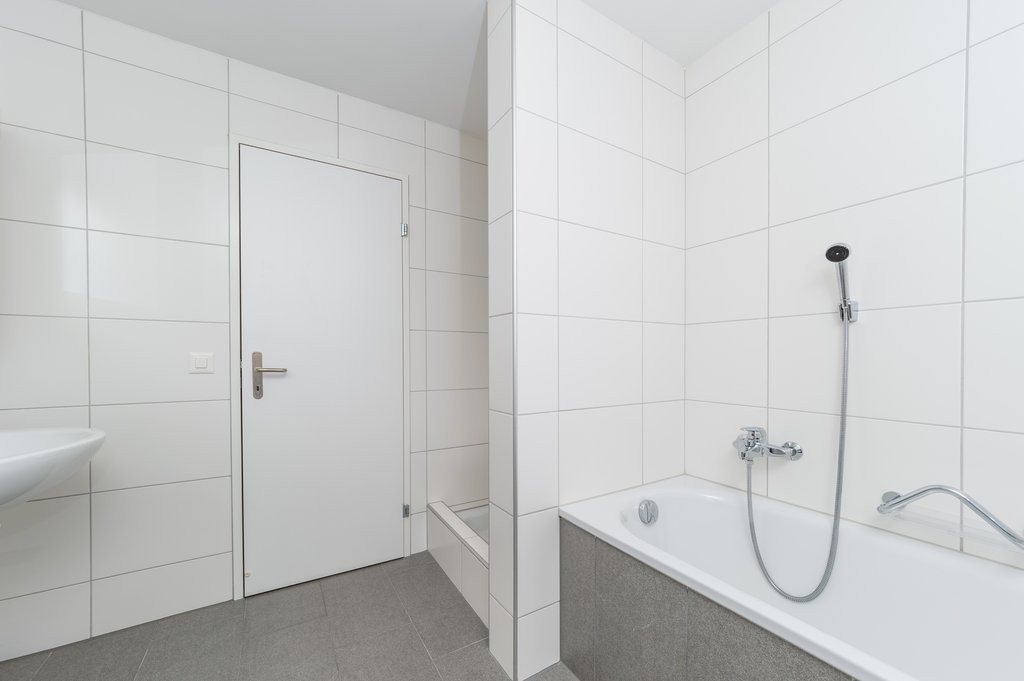Appartamento mansardato di 2 ½ locali, foto 8 di 9