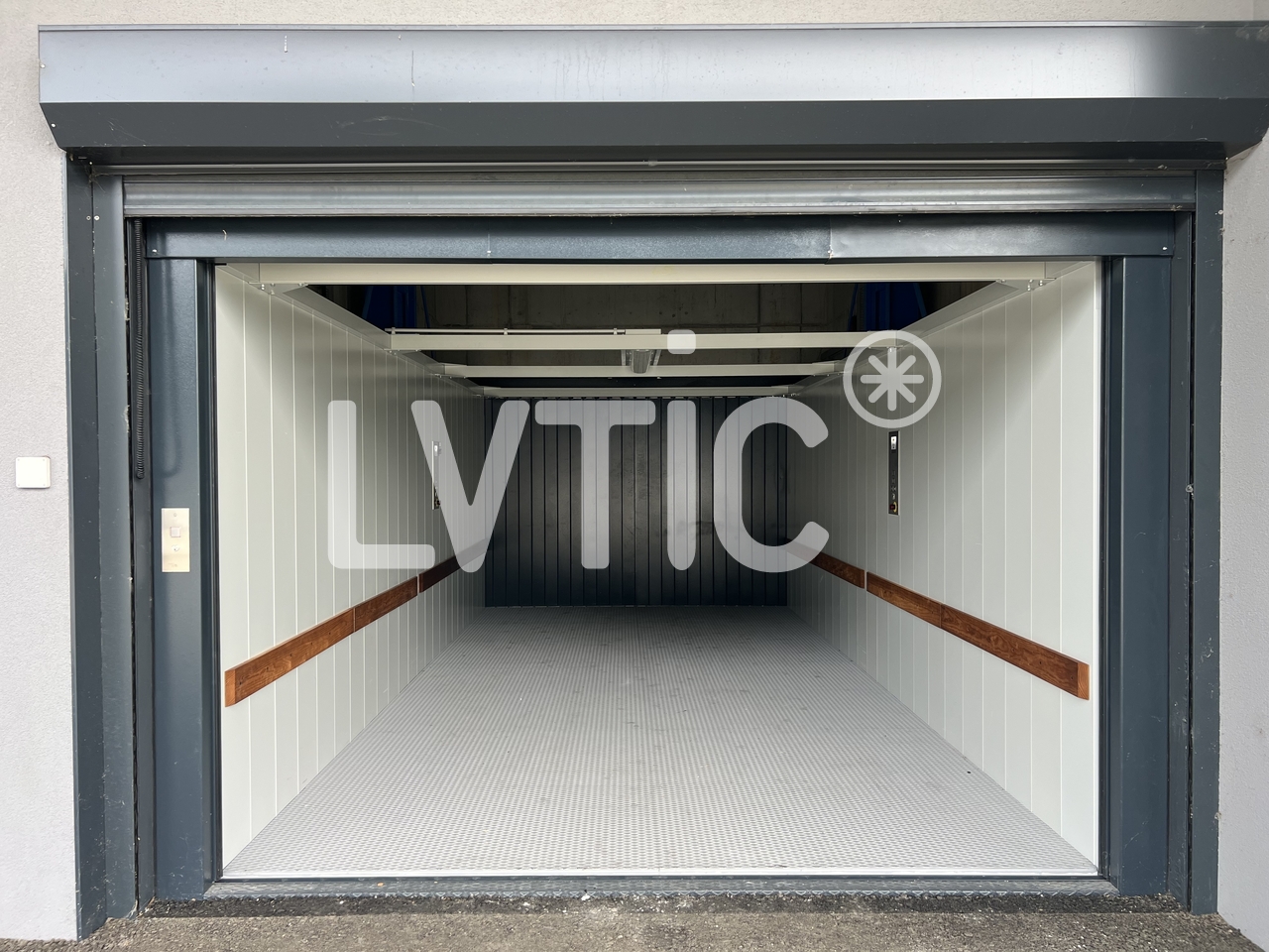Oggetto industriale di 1182m²