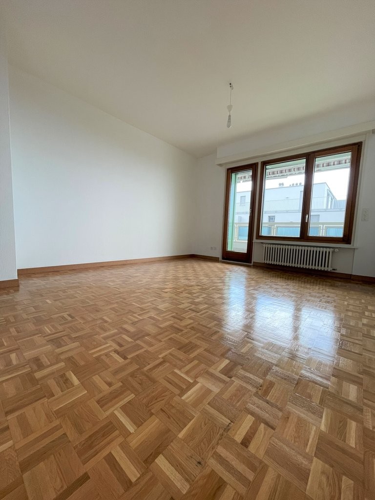 Appartamento di 6 locali, foto 3 di 10