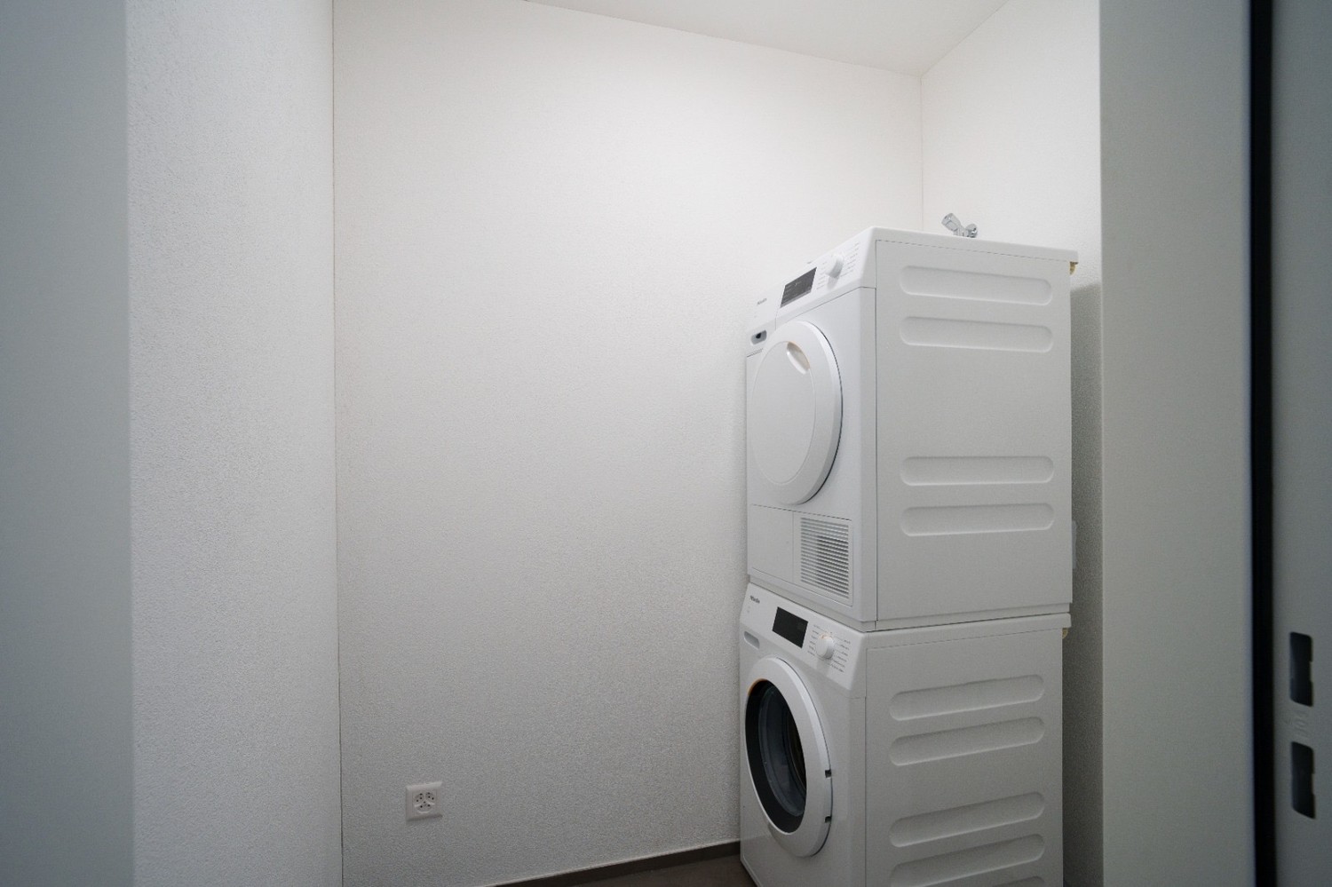 Appartamento di 2 ½ locali, foto 4 di 10