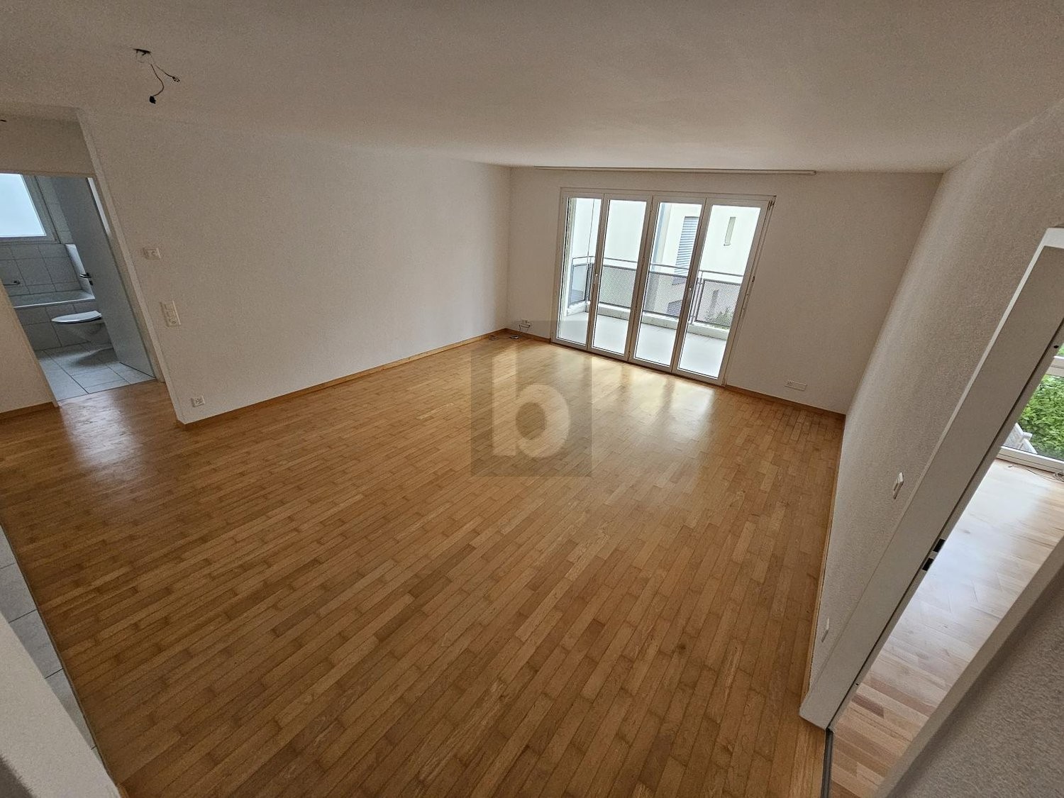 Appartamento di 4 ½ locali, foto 2 di 4