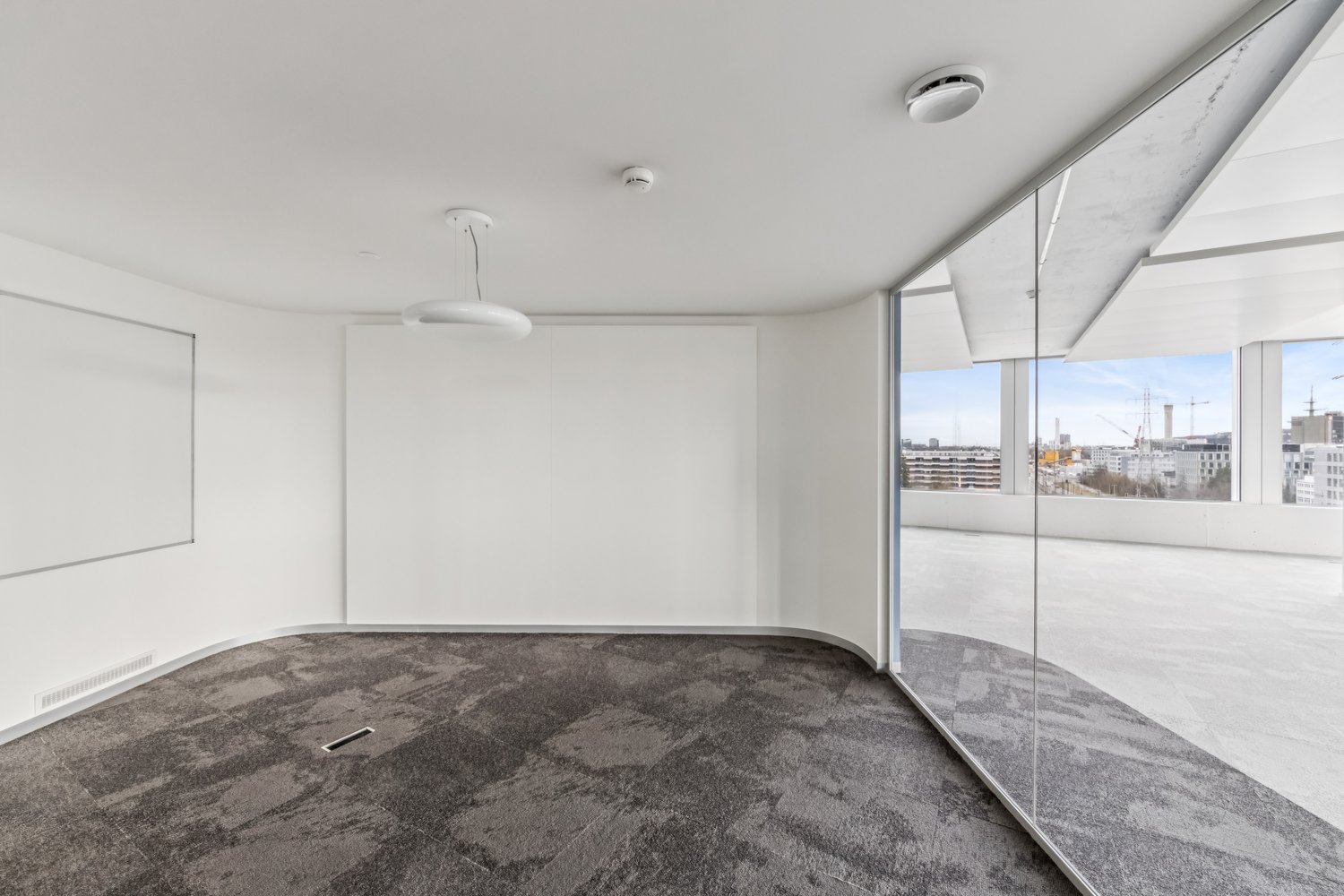 Ufficio di 1183m²
