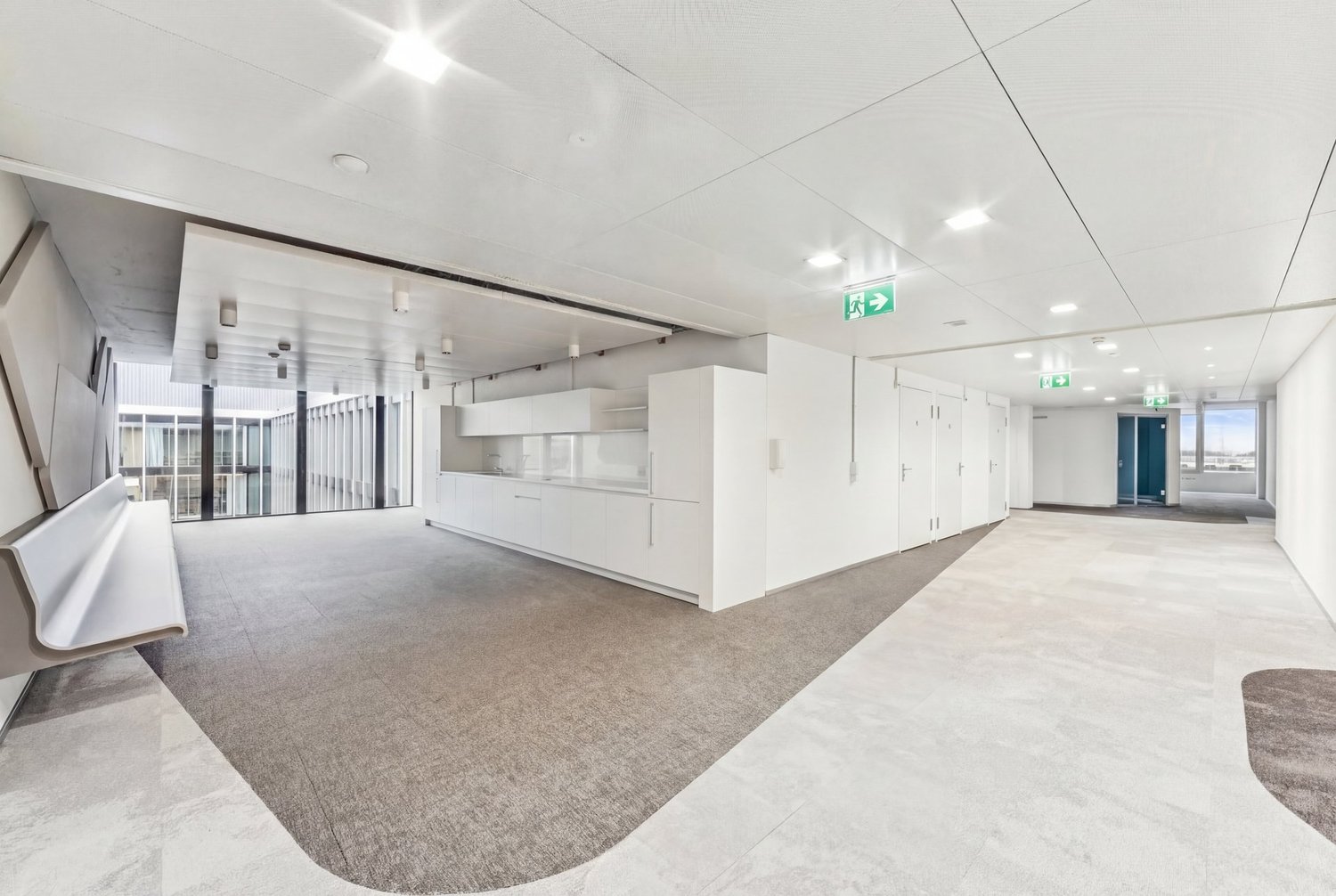 Ufficio di 1183m²