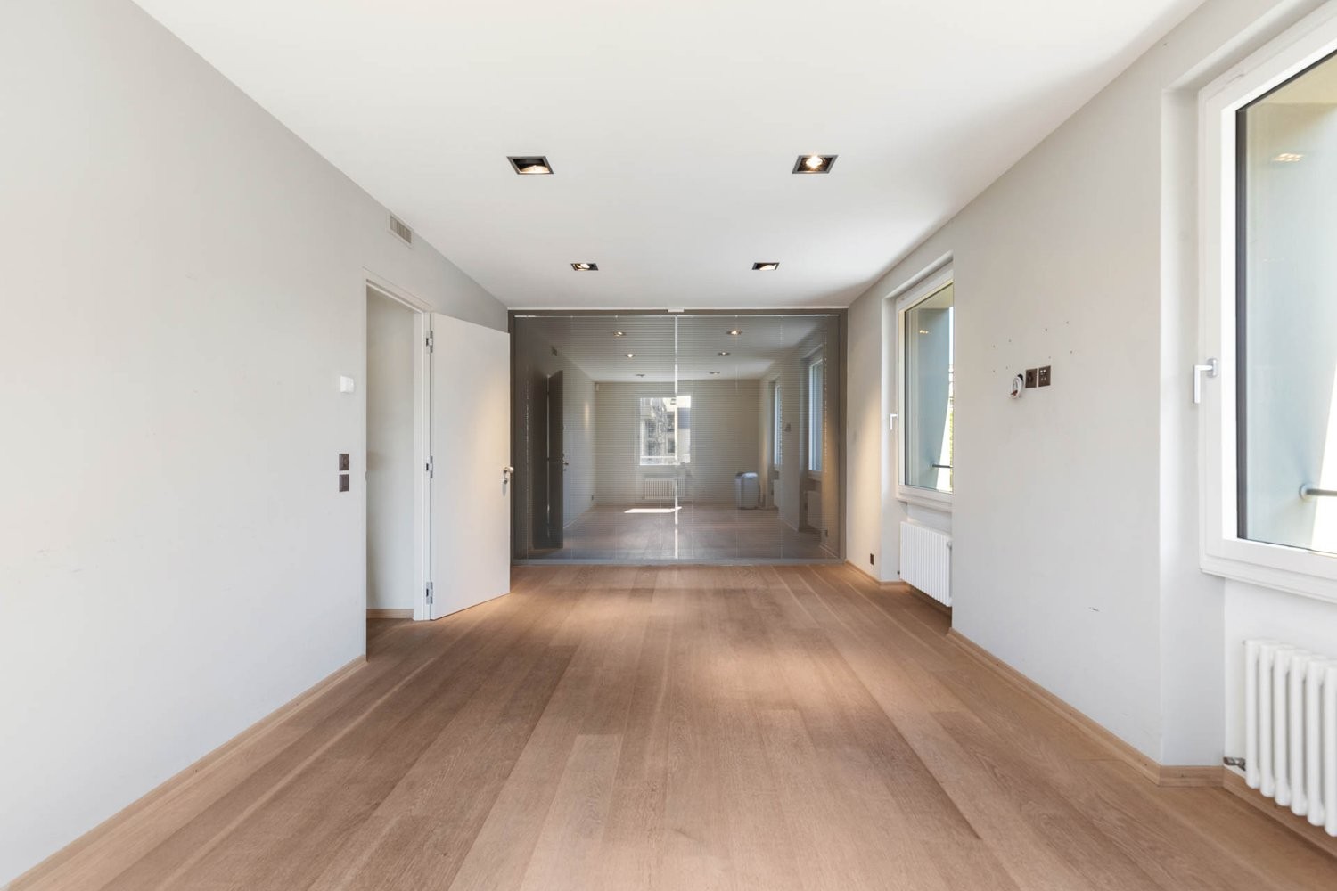 206m² ufficio, foto 4 di 10