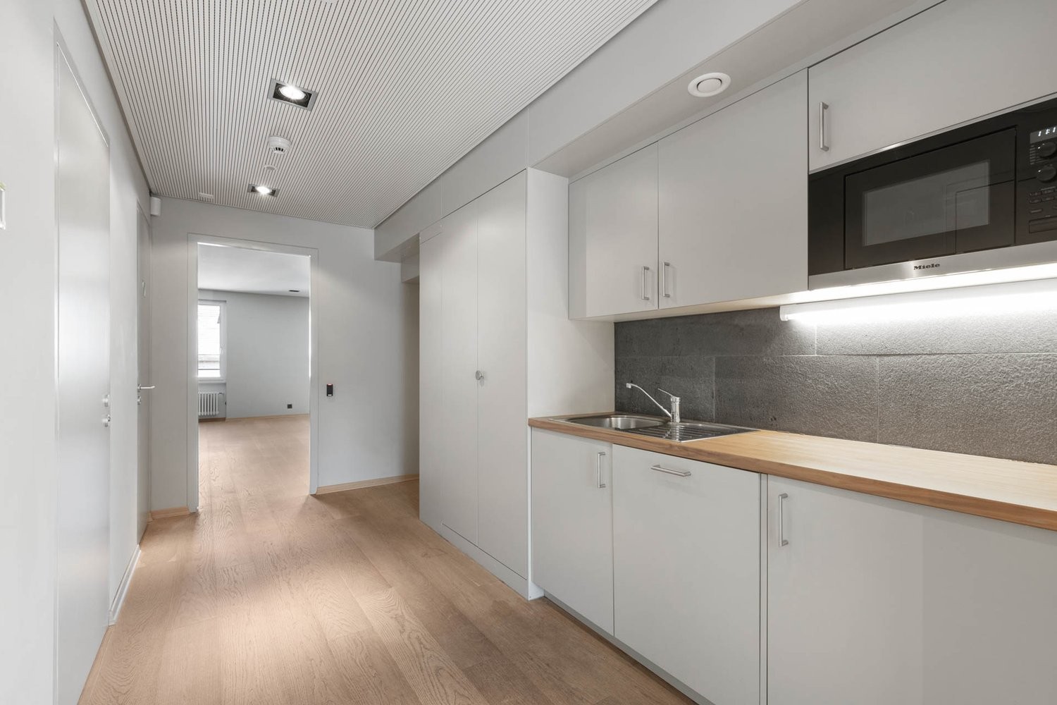 206m² ufficio, foto 3 di 10
