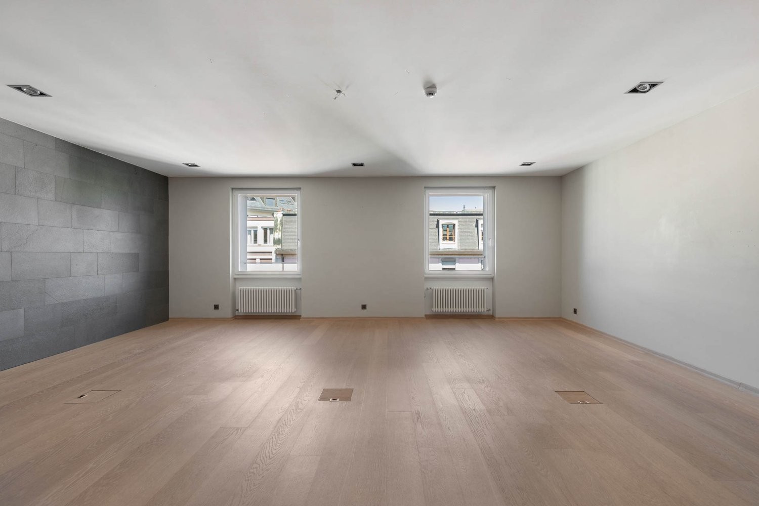 206m² ufficio, foto 2 di 10