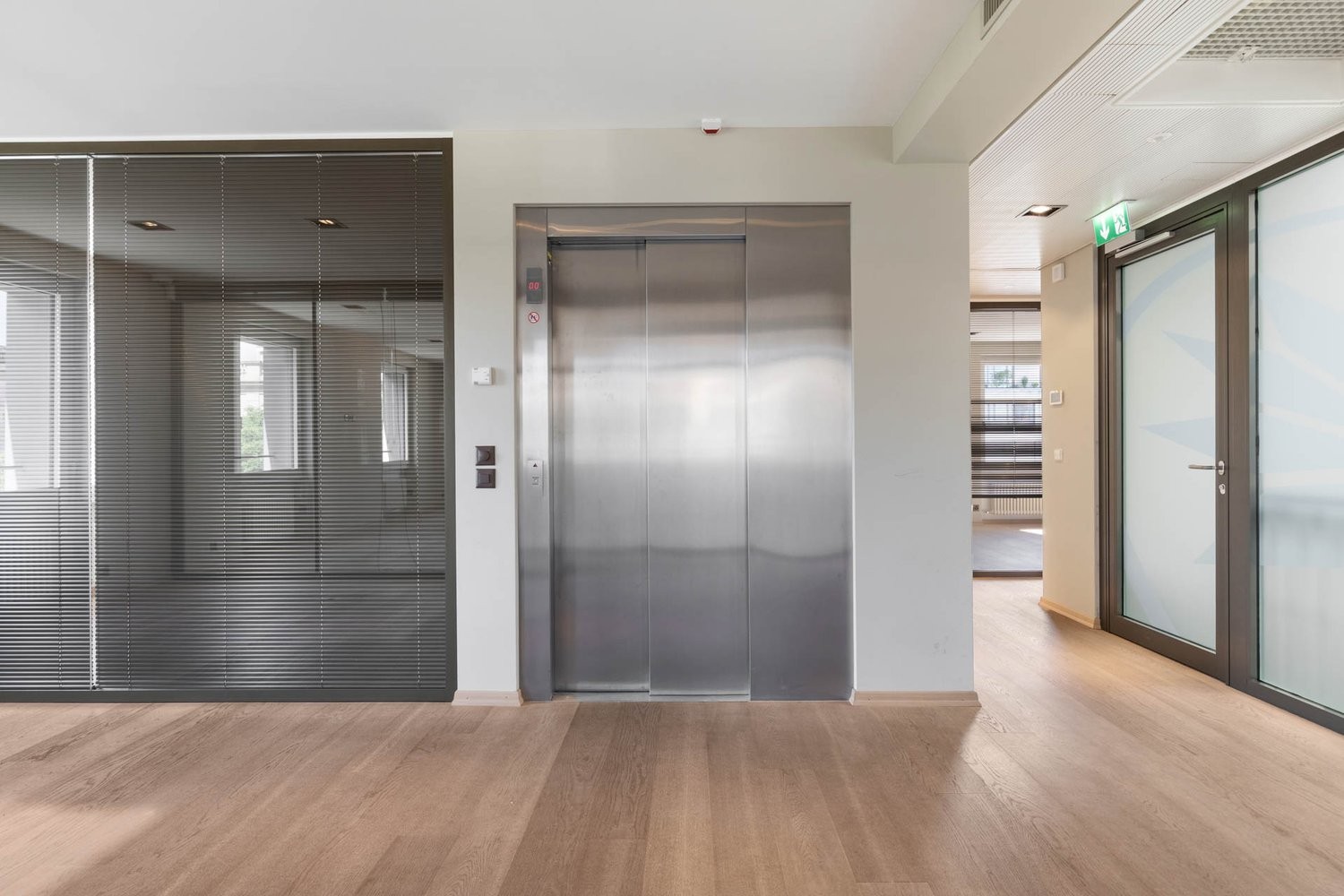 206m² ufficio, foto 6 di 10