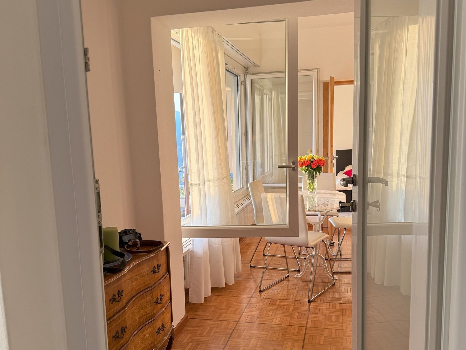 appartamento arredato di 3 locali, foto 4 di 10