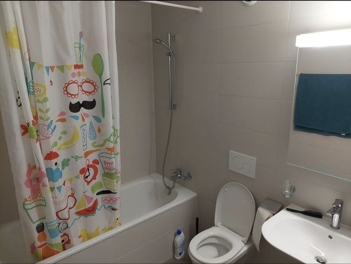 Stanza in un appartamento condiviso, foto 4 di 6