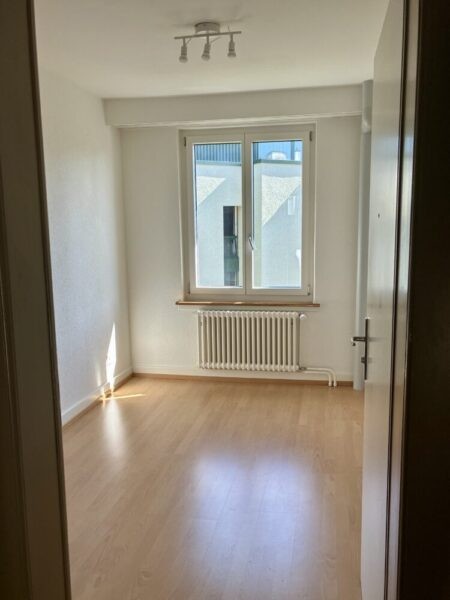 Stanza in un appartamento condiviso, foto 2 di 3